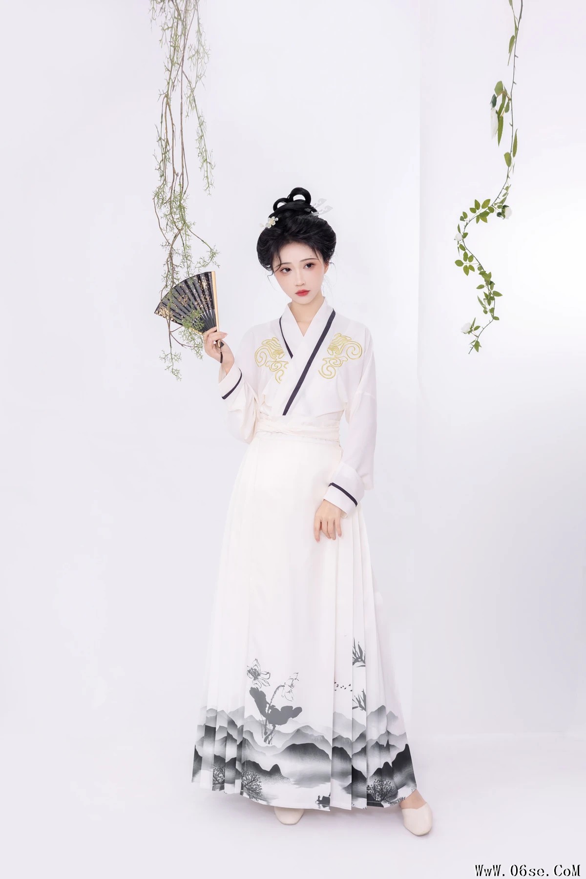 图片[6]-[艺图语]2023.02.07 Vol.2988 花与剑 [28P]-六色网