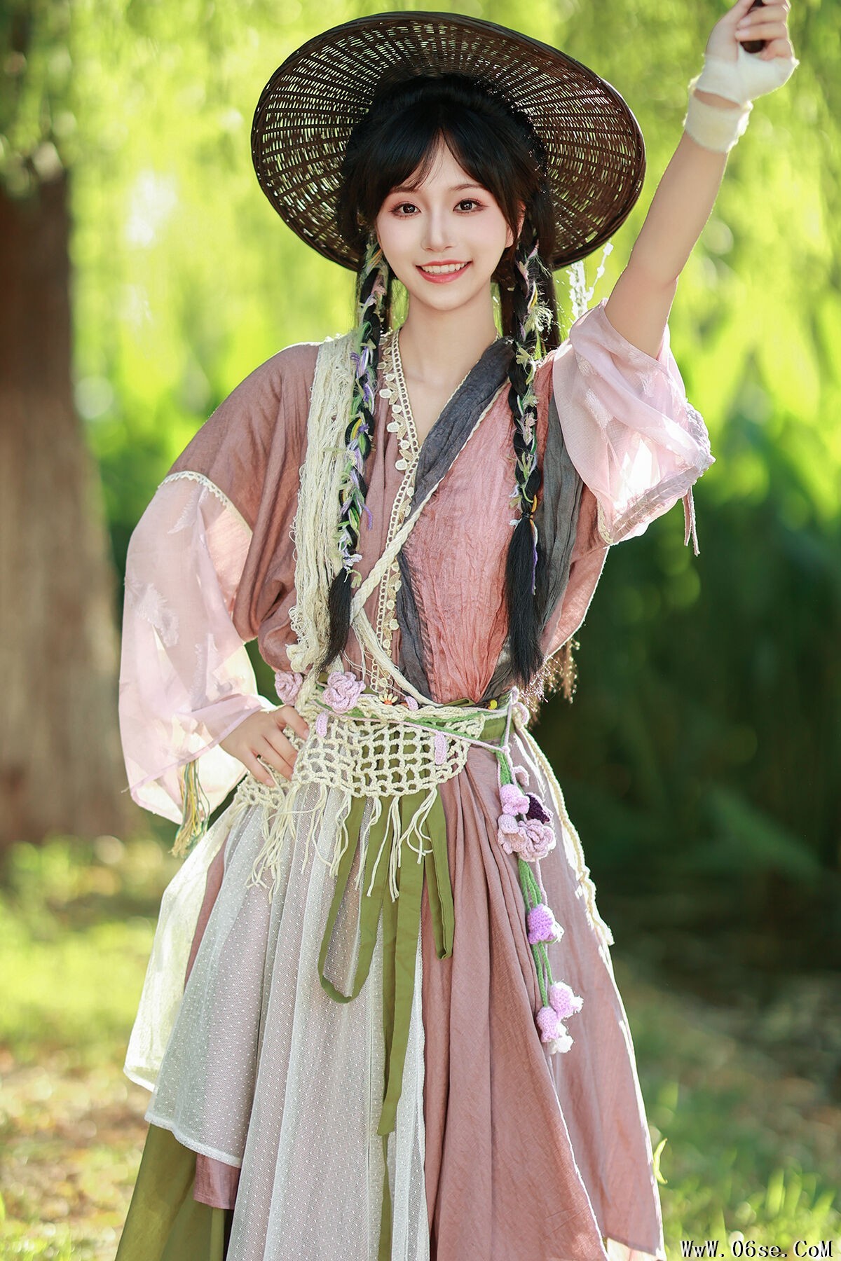YiTuYu艺图语 Vol.7588 Wu Mei Da Xia[31P]-六色网