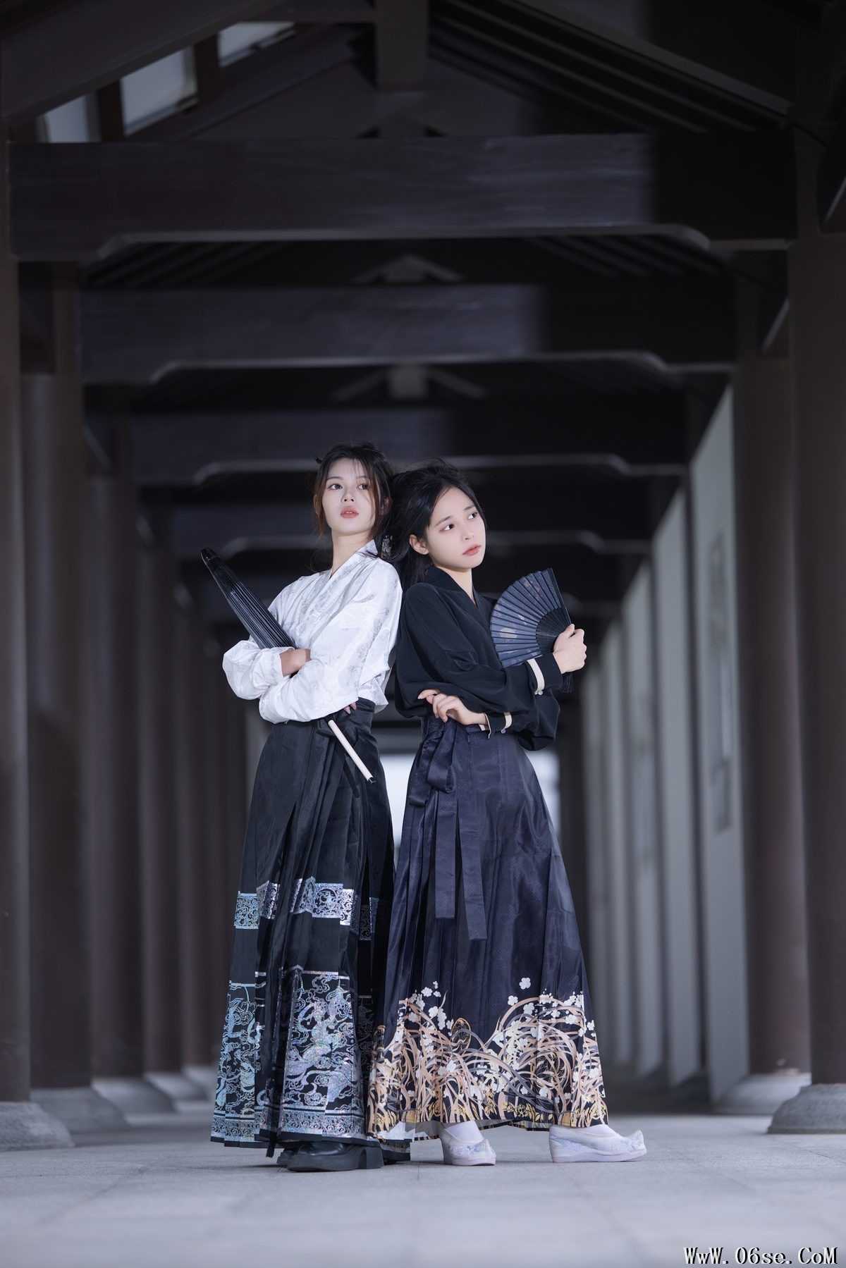 图片[21]-YiTuYu艺图语 Vol.6167 Shuang Er[27P]-六色网