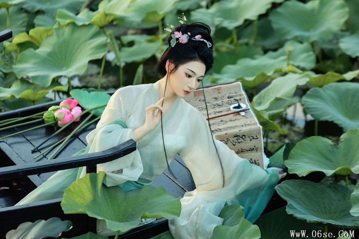 图片[17]-YiTuYu艺图语 Vol.7476 La Tu Tou[22P]-六色网