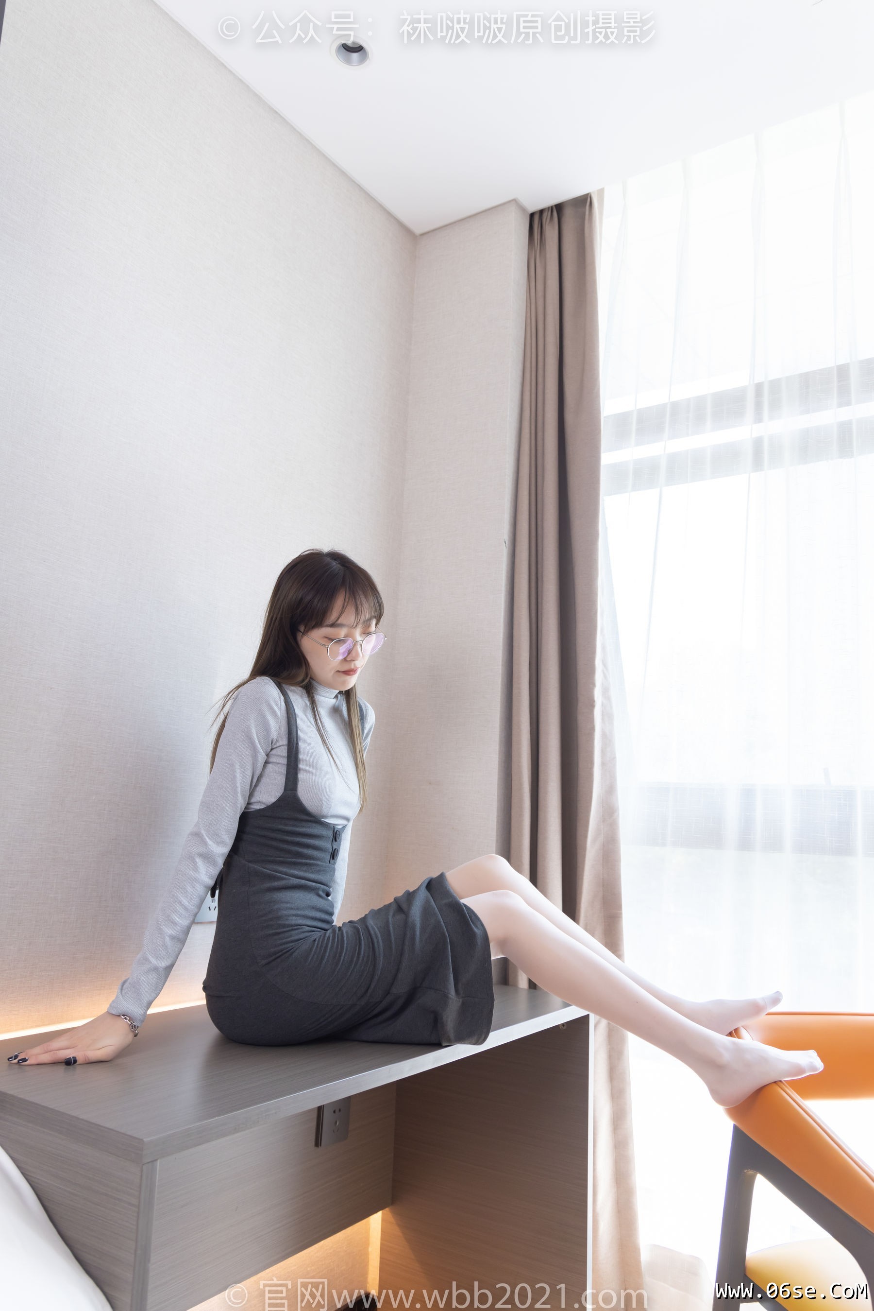 图片[29]-BoBoSocks袜啵啵 No.309 稚予 -两双高跟鞋、灰丝、白丝、裸足、踩奶油蛋糕剧情[180P]-六色网