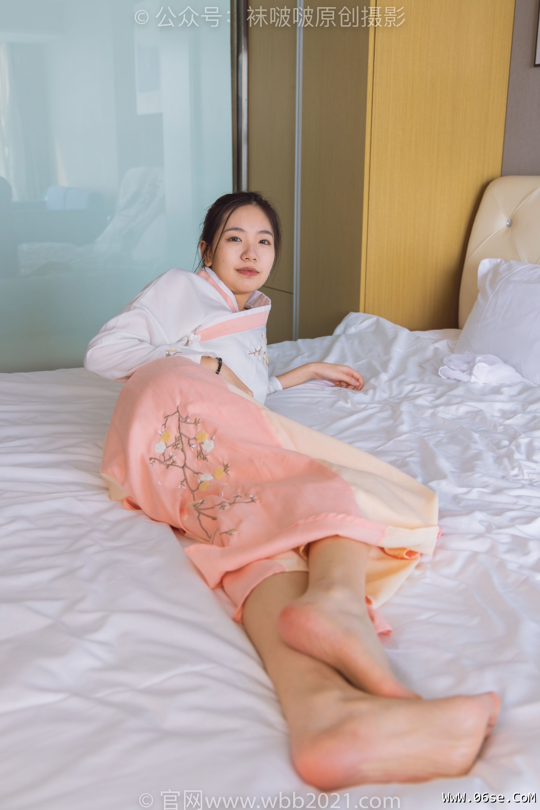 图片[26]-BoBoSocks袜啵啵 No.311 小甜豆 -布鞋、白丝、裸足、古装[140P]-六色网