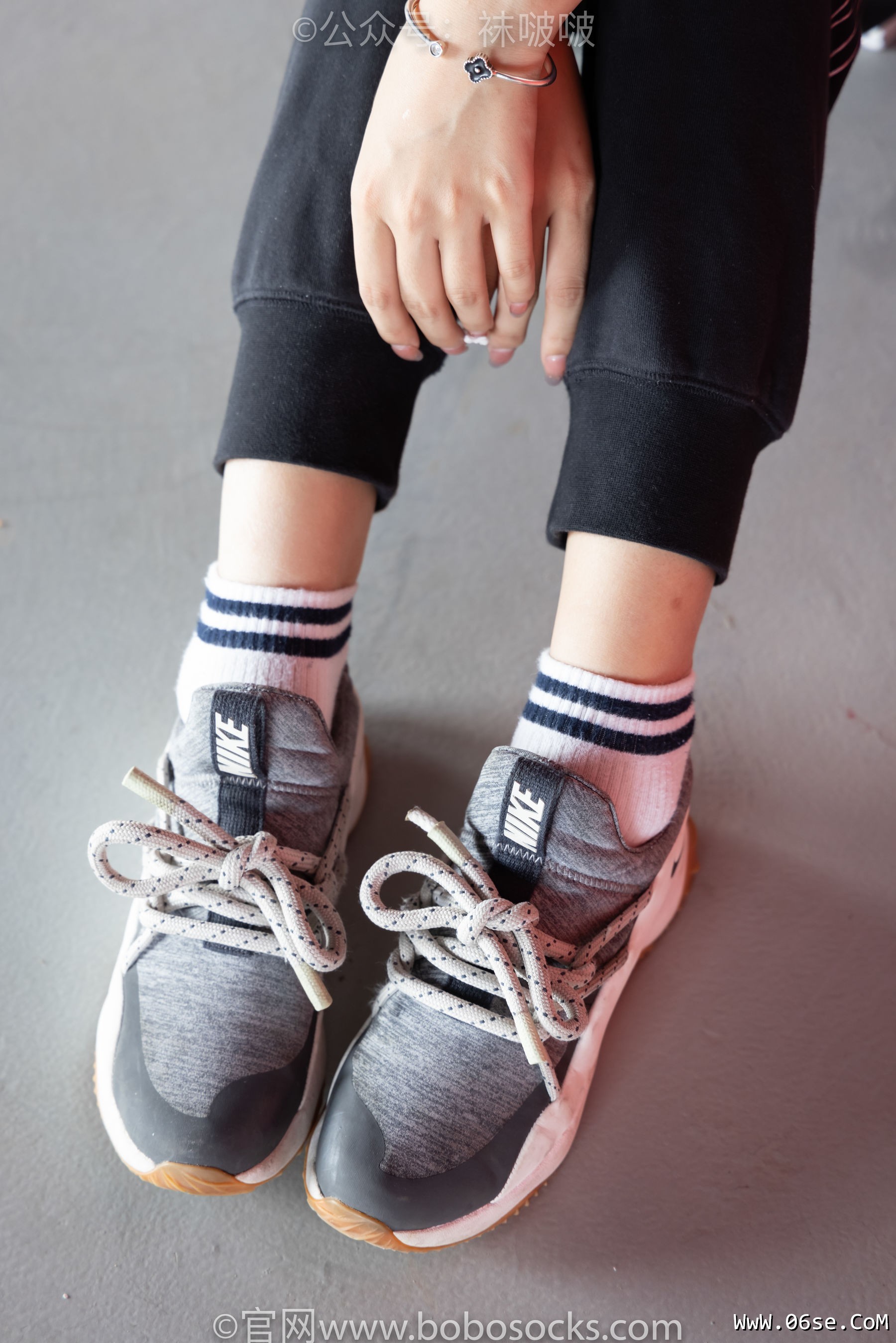 图片[25]-BoBoSocks袜啵啵 No.018 木木-运动鞋、白棉袜、裸足[136P]-六色网