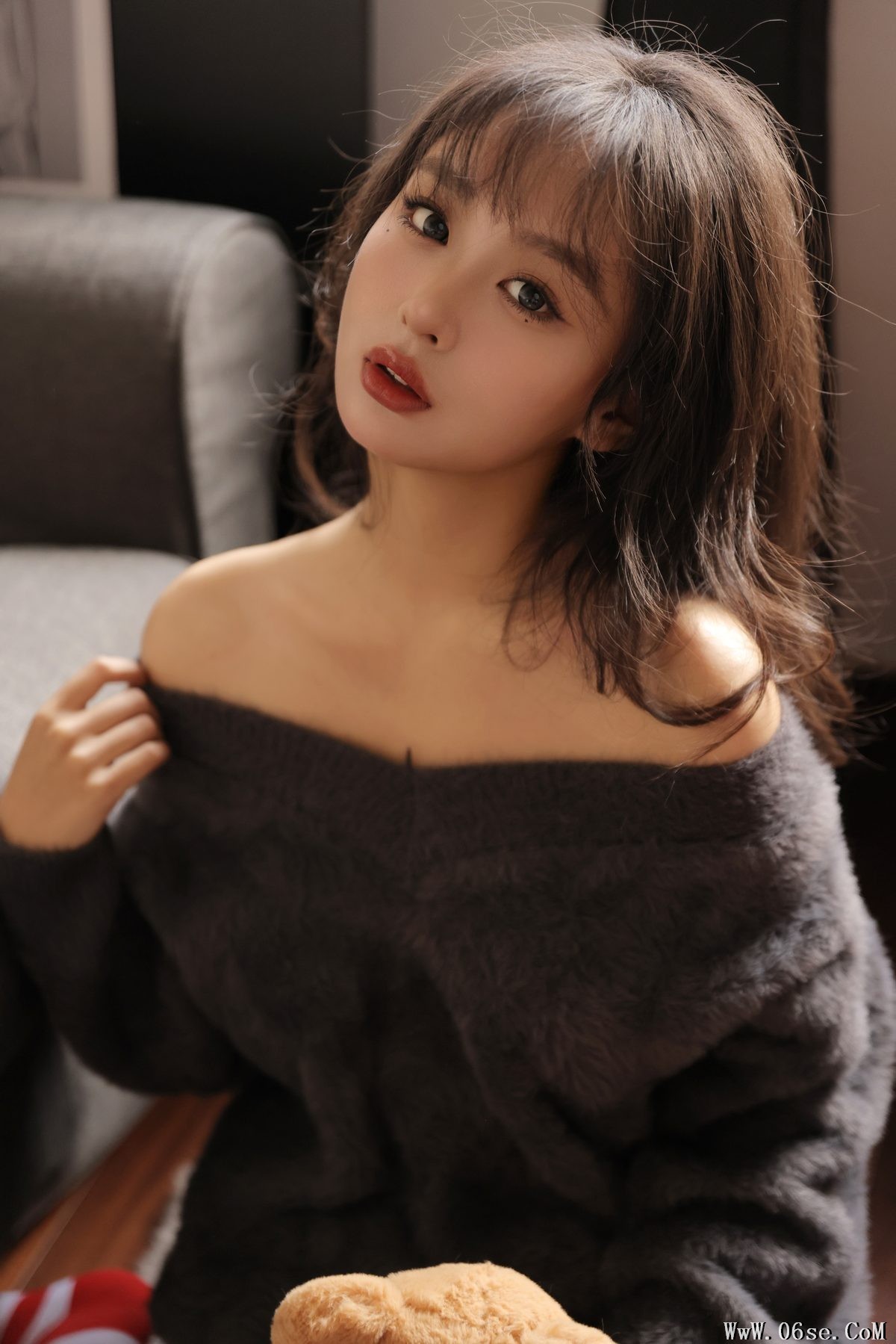 图片[23]-YiTuYu艺图语 Vol.5936 Yi Tiao Lan Chong[25P]-六色网