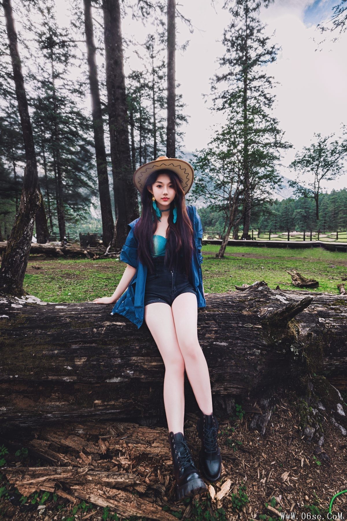 图片[33]-YiTuYu艺图语 Vol.5050 Pei Tong Xue[47P]-六色网