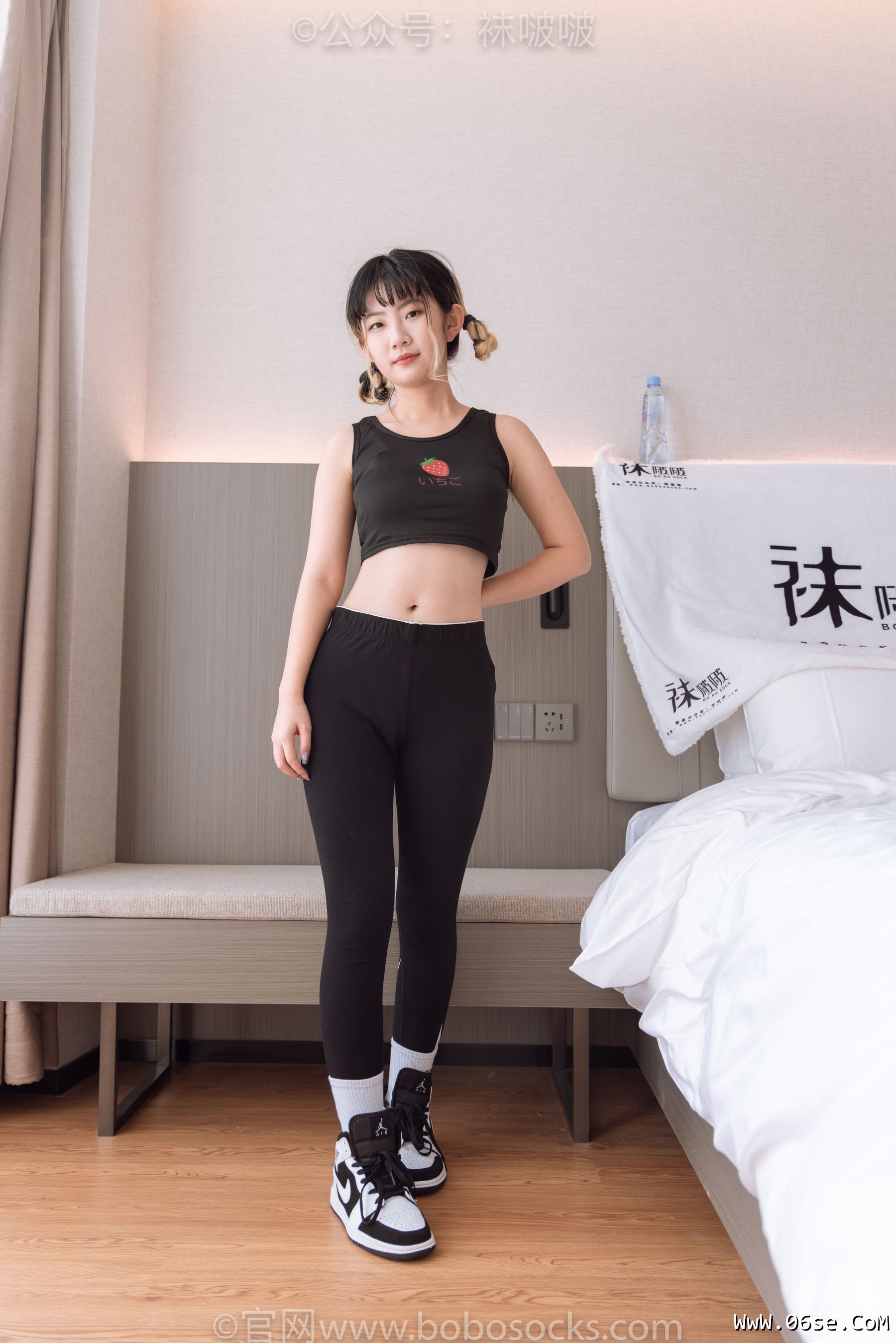 BoBoSocks袜啵啵 No.059 砂糖-AJ板鞋、白棉袜、裸足[142P]-六色网
