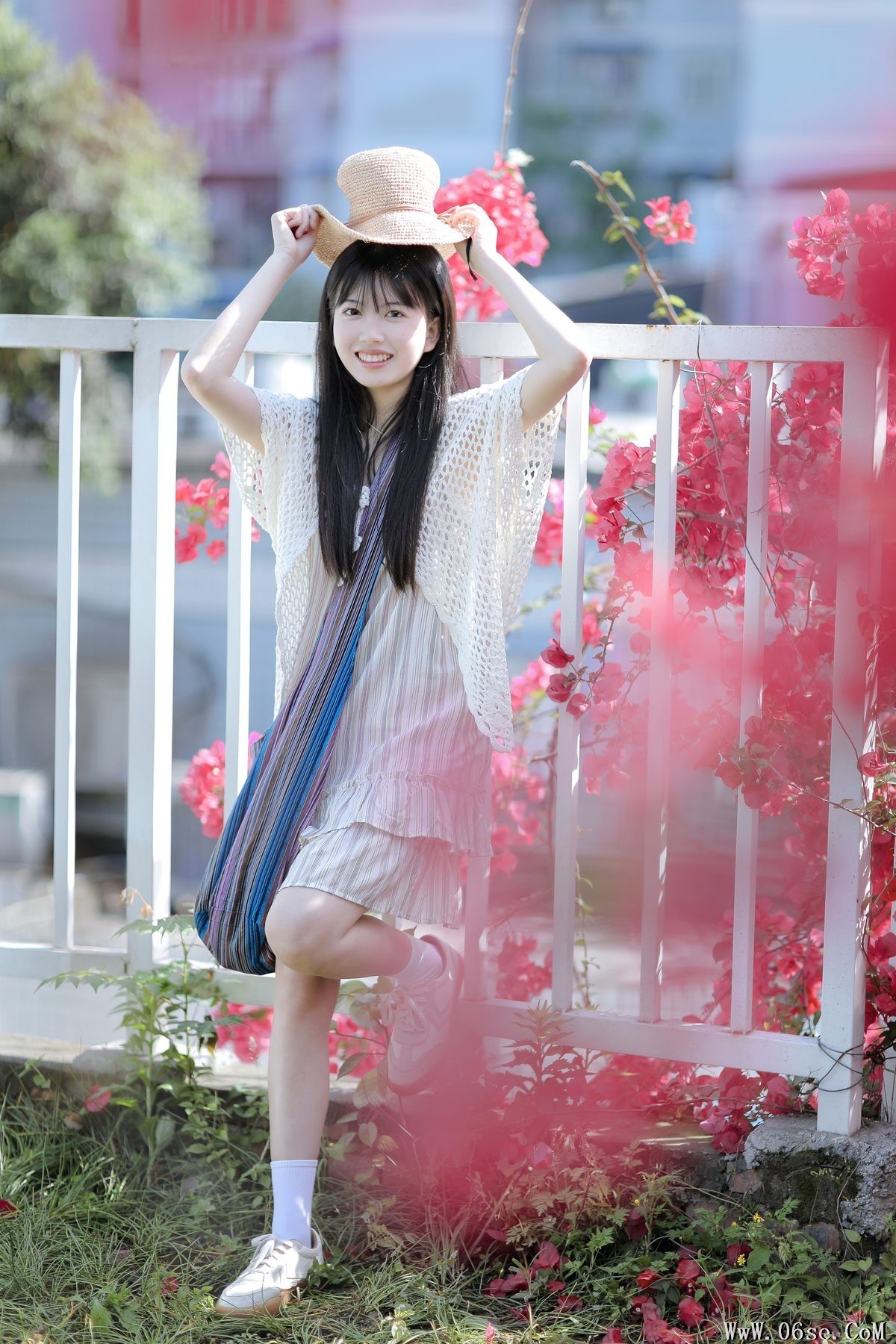 图片[10]-YiTuYu艺图语 Vol.3378 Qiu Yang Yi He[25P]-六色网