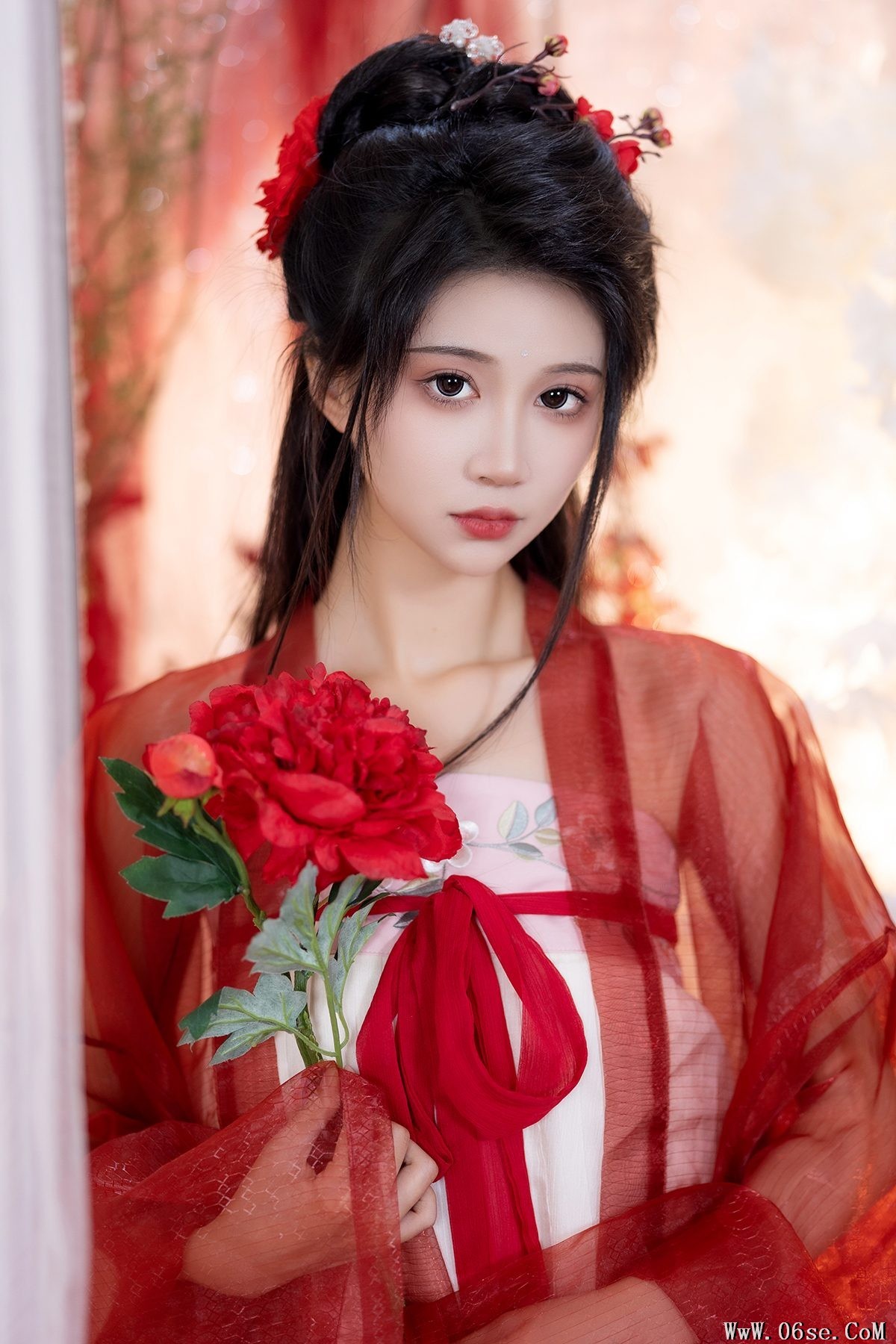 YiTuYu艺图语 Vol.4183 Qi Luo Sheng De Xiao Su Su[30P]-六色网
