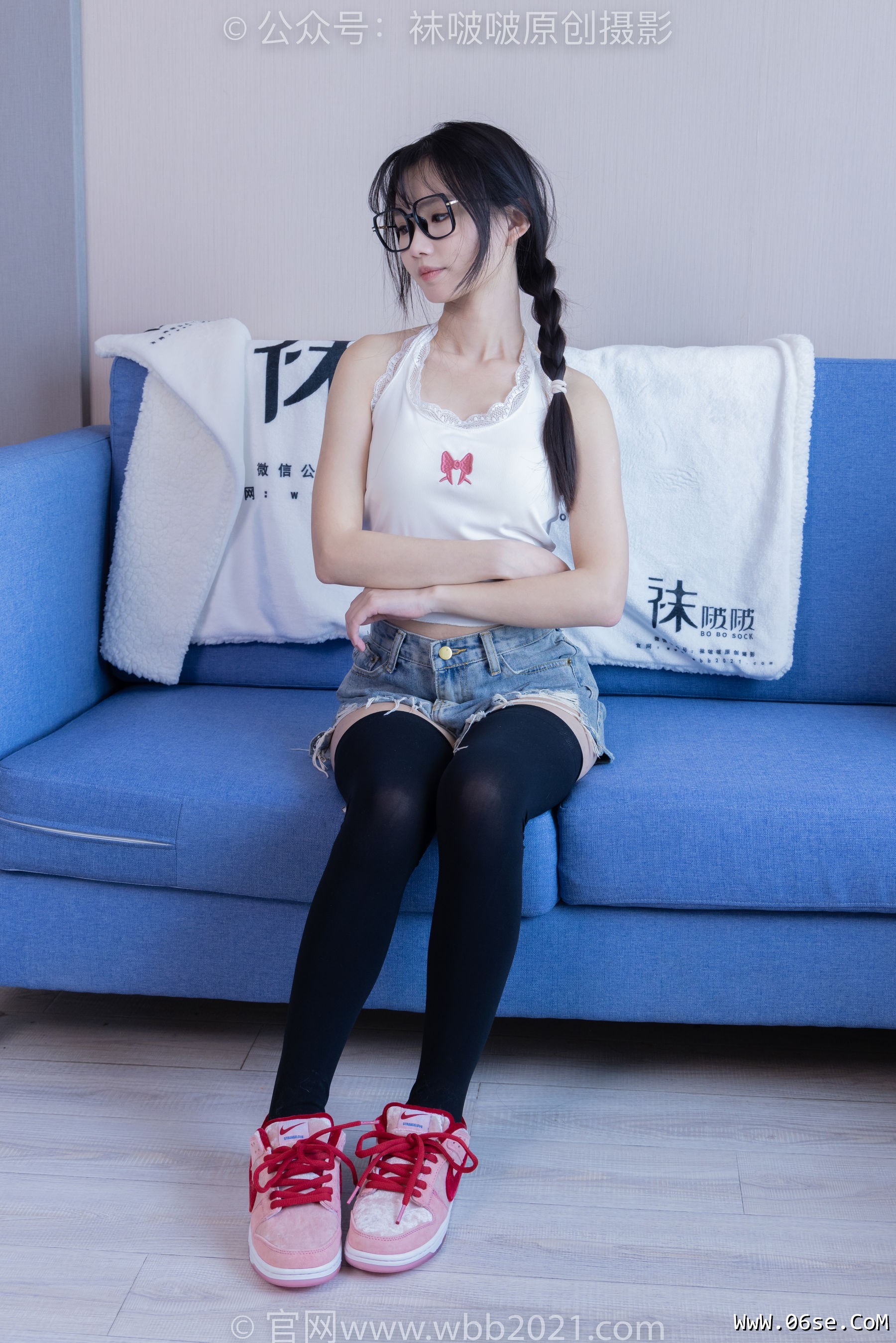 图片[24]-BoBoSocks袜啵啵 No.390 甜甜圈 -板鞋、厚黑丝大腿袜、厚白丝大腿袜[148P]-六色网