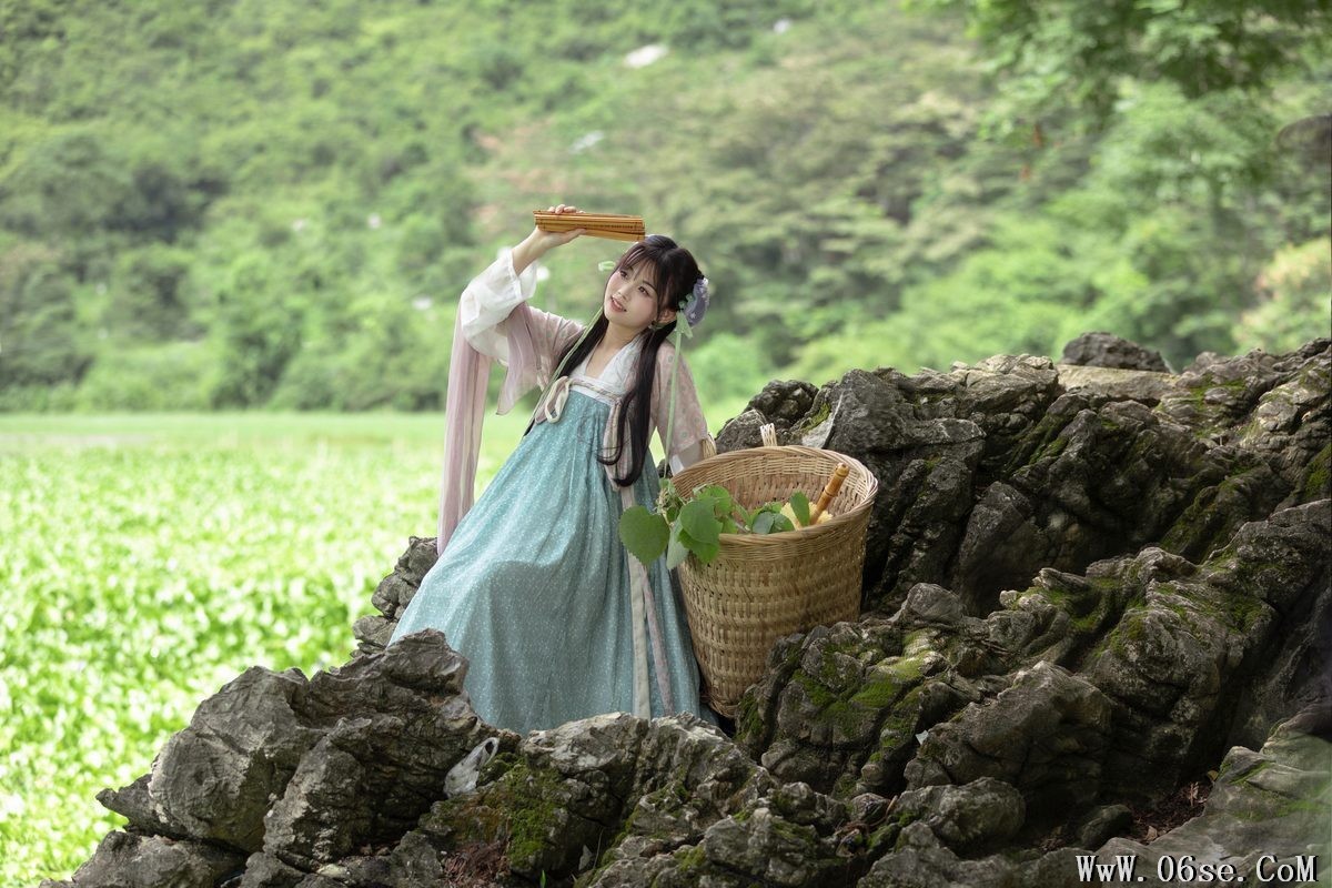 图片[10]-YiTuYu艺图语 Vol.5251 Jin Zou Ba[51P]-六色网