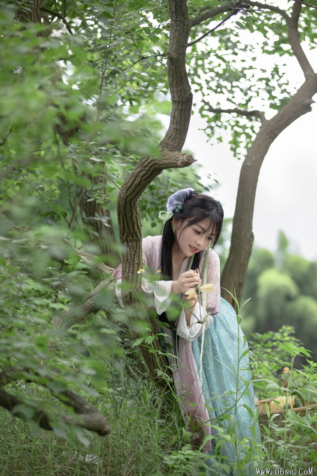 图片[8]-YiTuYu艺图语 Vol.5251 Jin Zou Ba[51P]-六色网