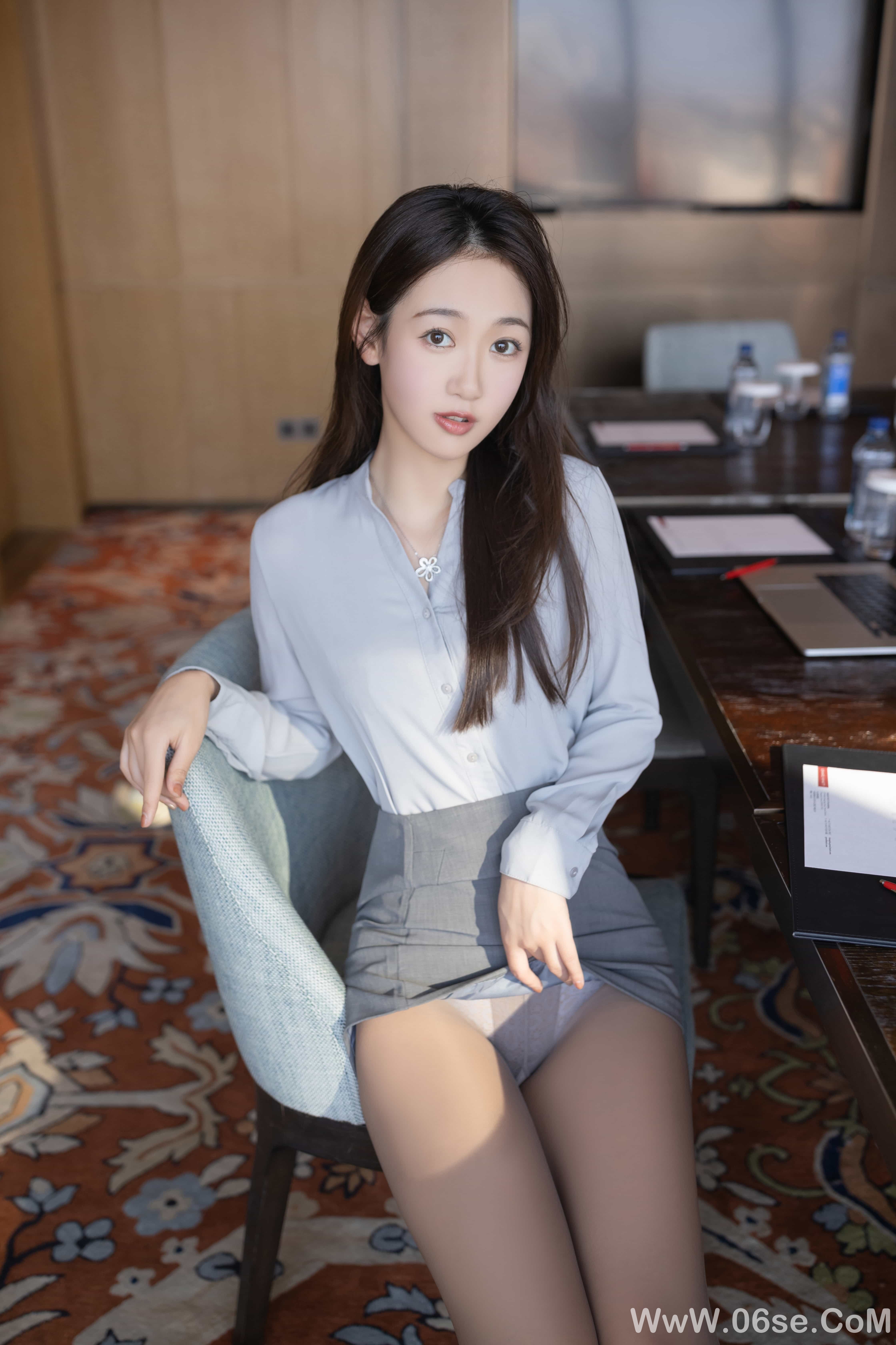 图片[34]-唐安琪 – 会议室写真[86P]-六色网