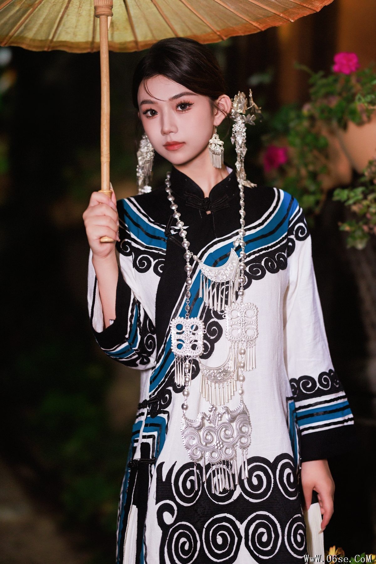 图片[4]-YiTuYu艺图语 Vol.5057 Pei Tong Xue[60P]-六色网