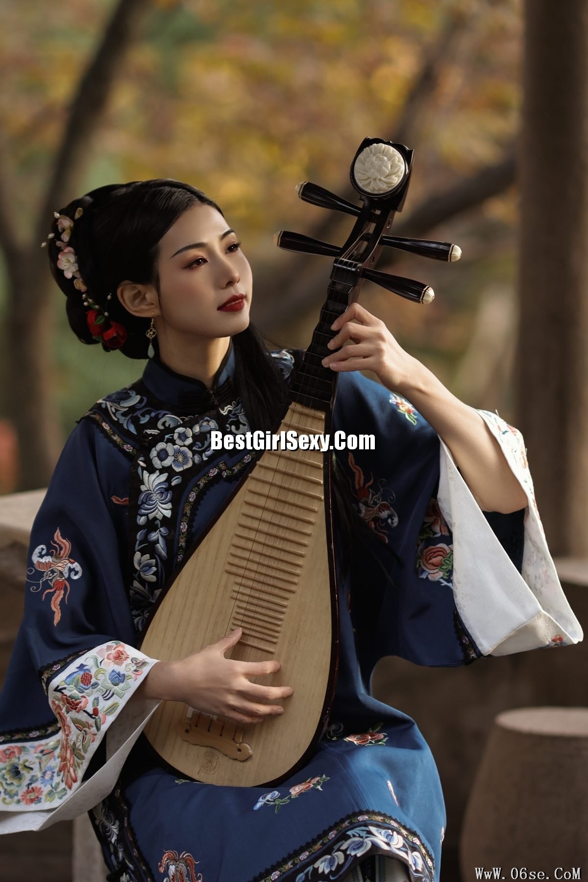 图片[32]-YiTuYu艺图语 Vol.3397 Qin Qin[44P]-六色网