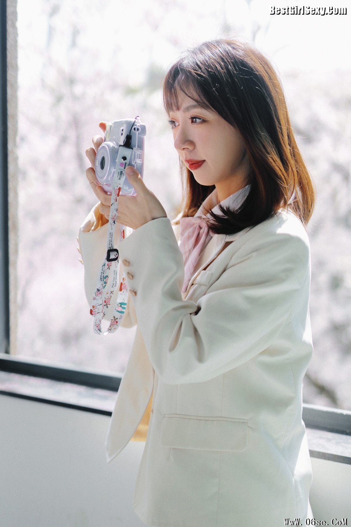 图片[20]-YiTuYu艺图语 Vol.4065 Meng Yi Yi[34P]-六色网