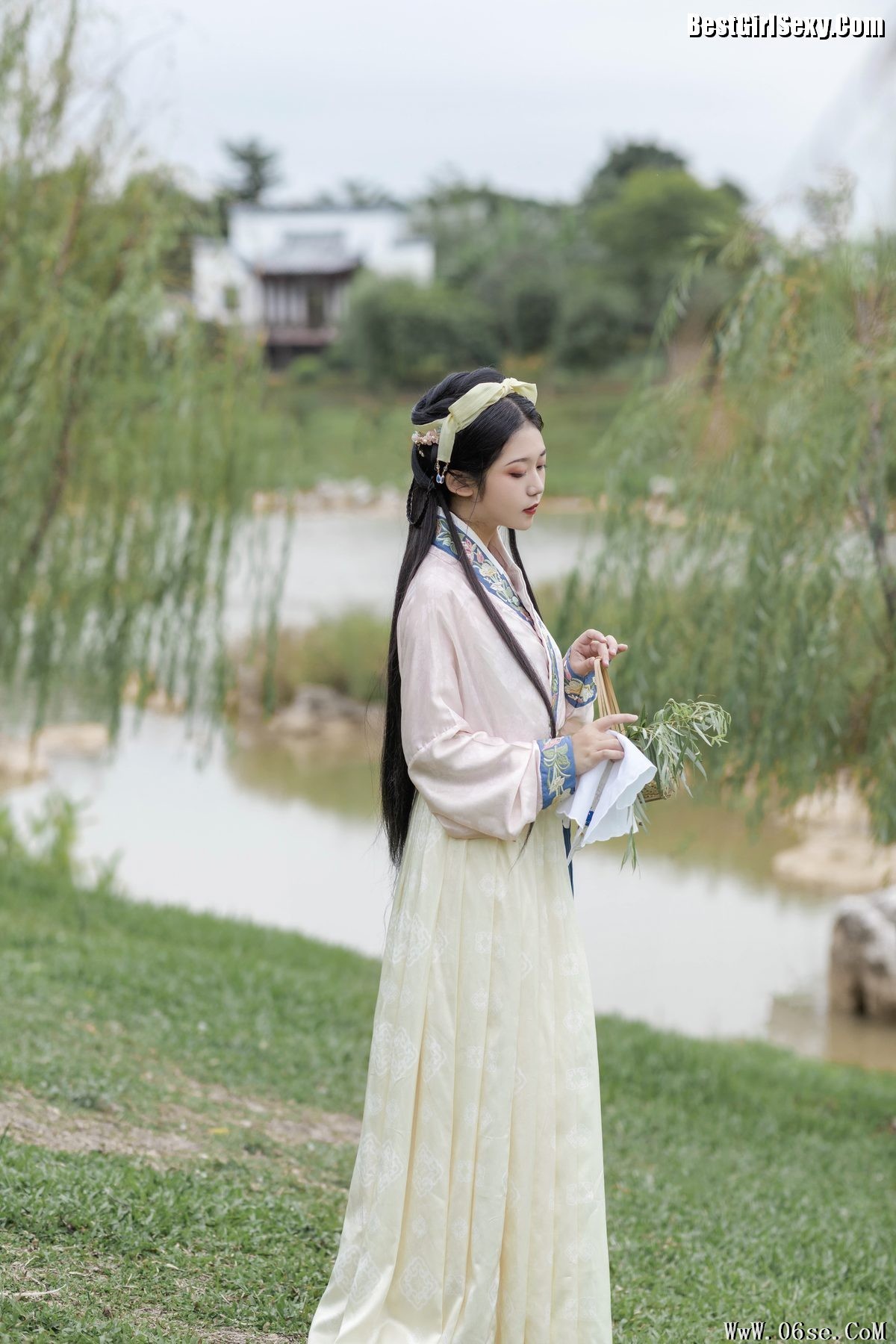 图片[20]-YiTuYu艺图语 Vol.3984 Shen Shi Si[24P]-六色网