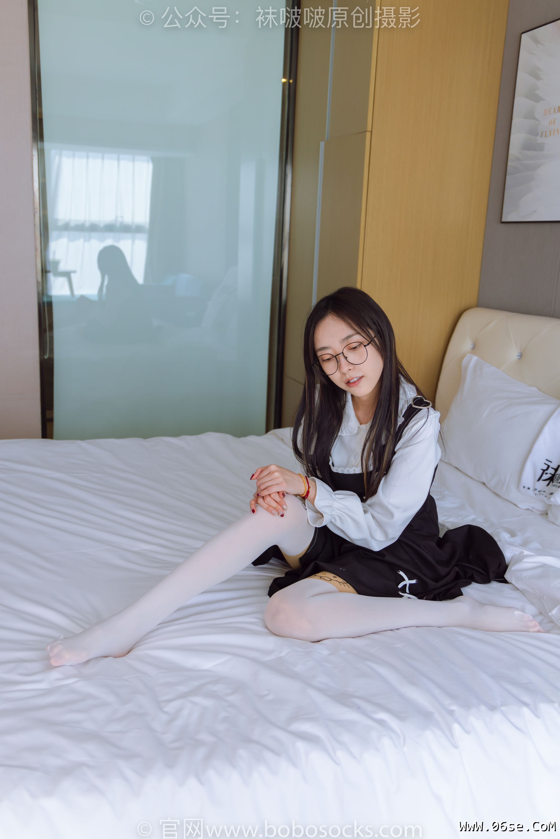 图片[129]-BoBoSocks袜啵啵 No.177 稚予-皮鞋、厚白丝（脚底猫爪印款）[140P]-六色网