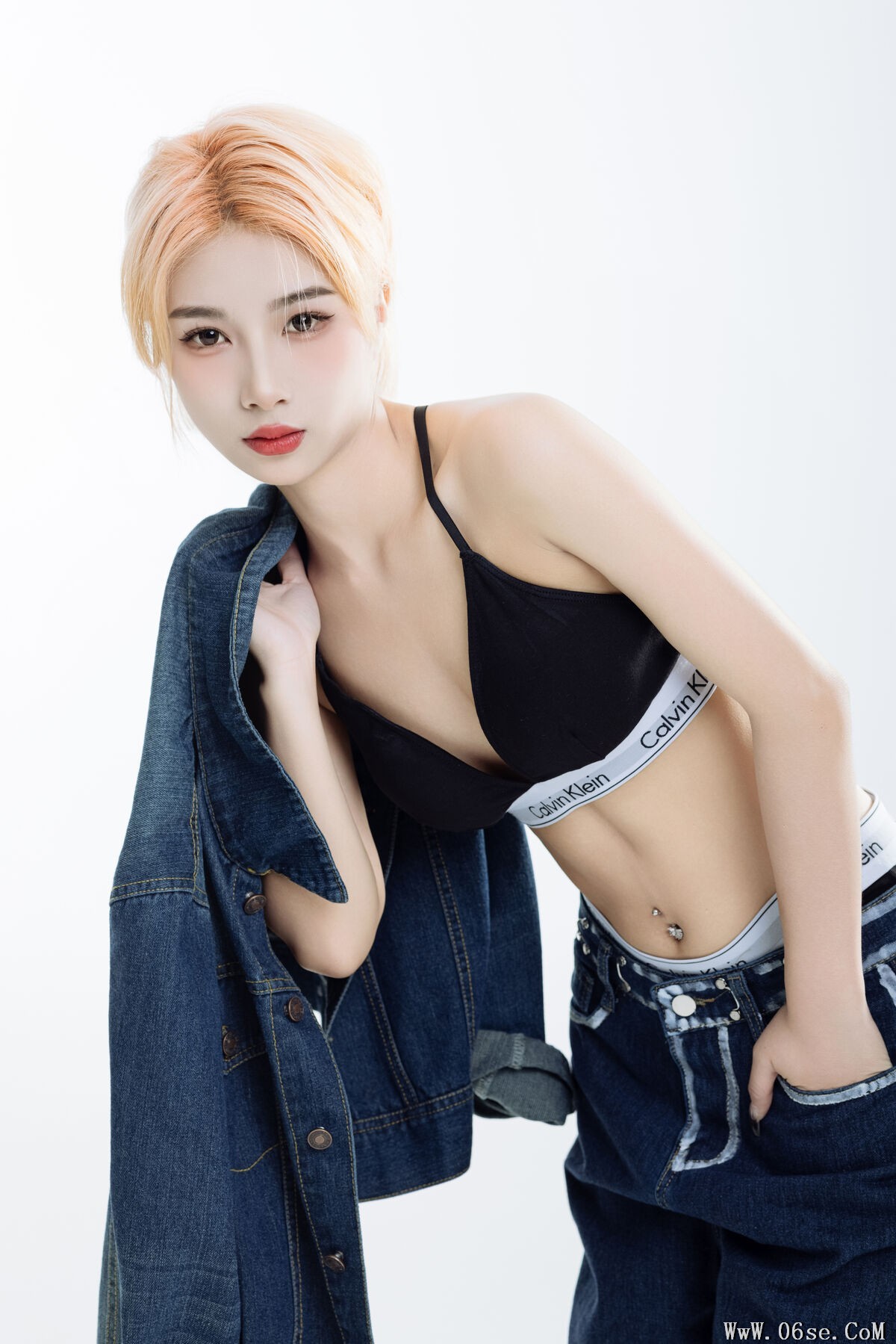 图片[18]-YiTuYu艺图语 Vol.6388 Fan Fan[34P]-六色网
