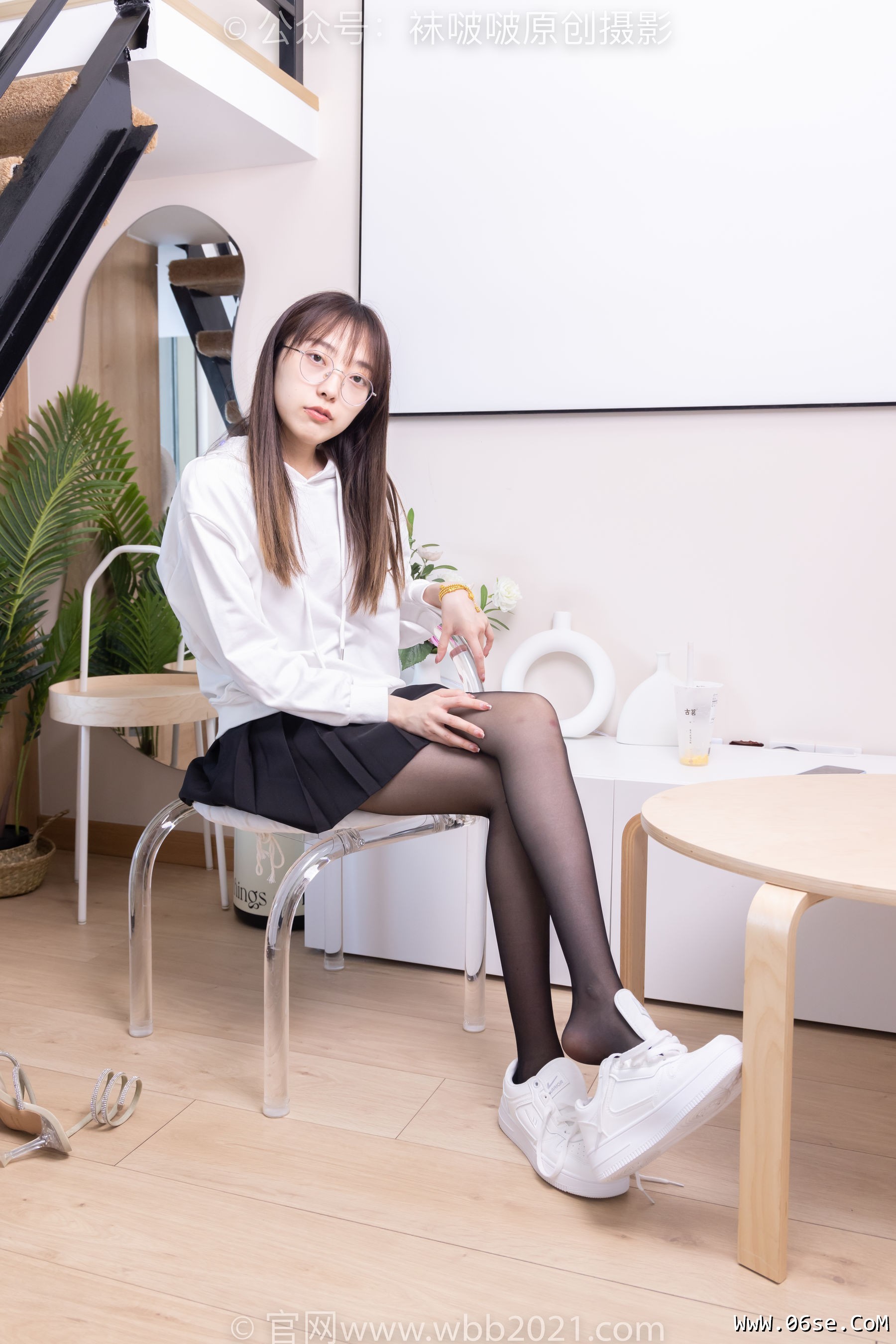 图片[73]-BoBoSocks袜啵啵 No.407 稚予 -板鞋、黑丝[140P]-六色网