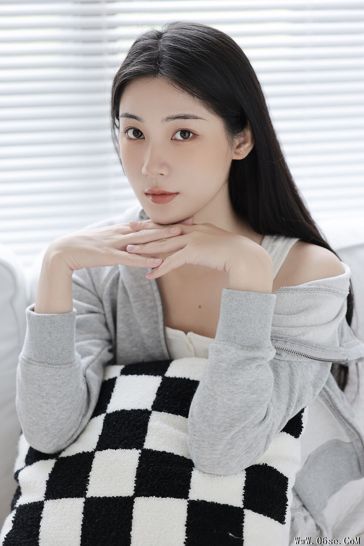 YiTuYu艺图语 Vol.7495 Jian Nan Shan[23P]-六色网