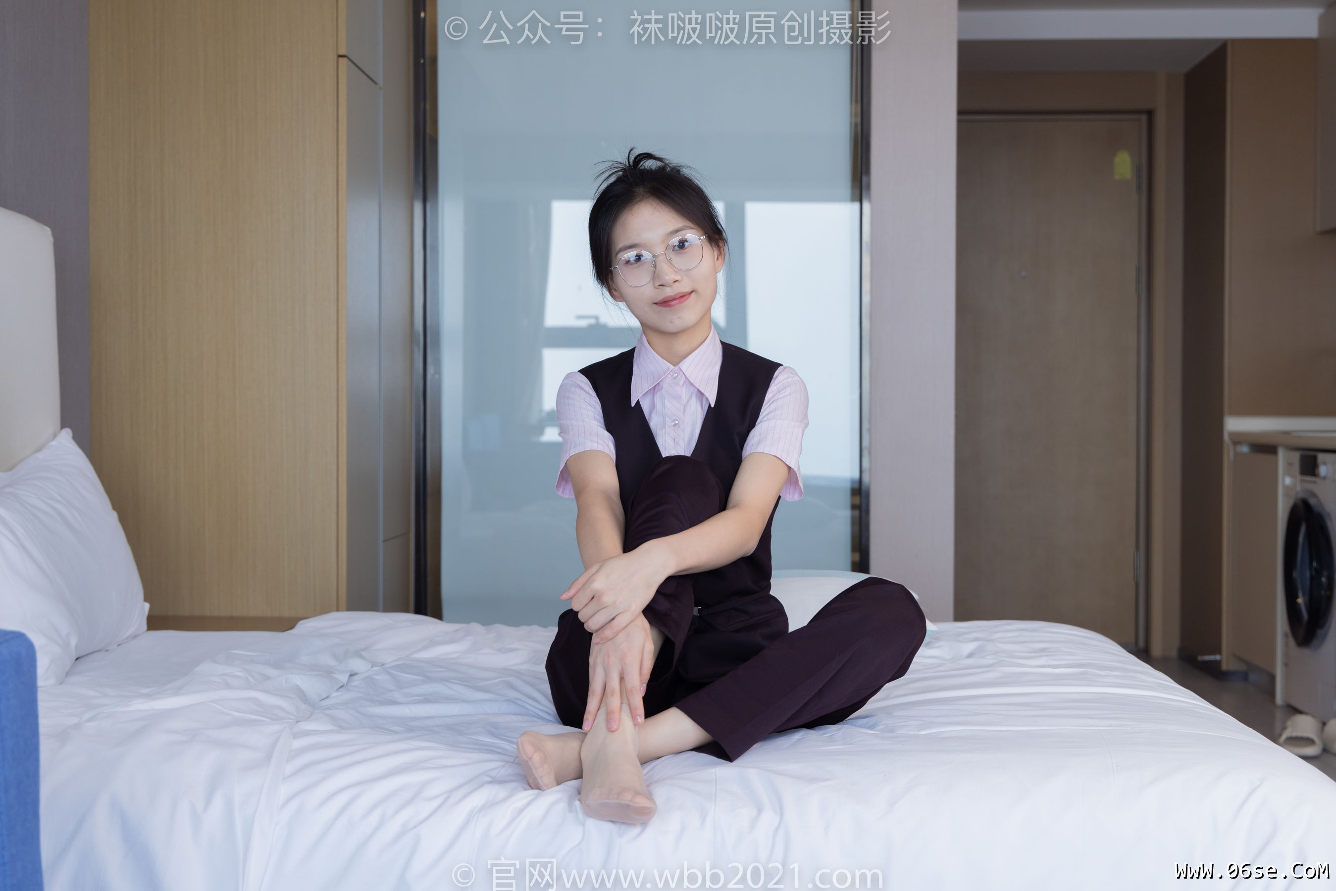 图片[121]-BoBoSocks袜啵啵 No.271 芝士 -平底鞋、短肉丝、银行制服[146P]-六色网