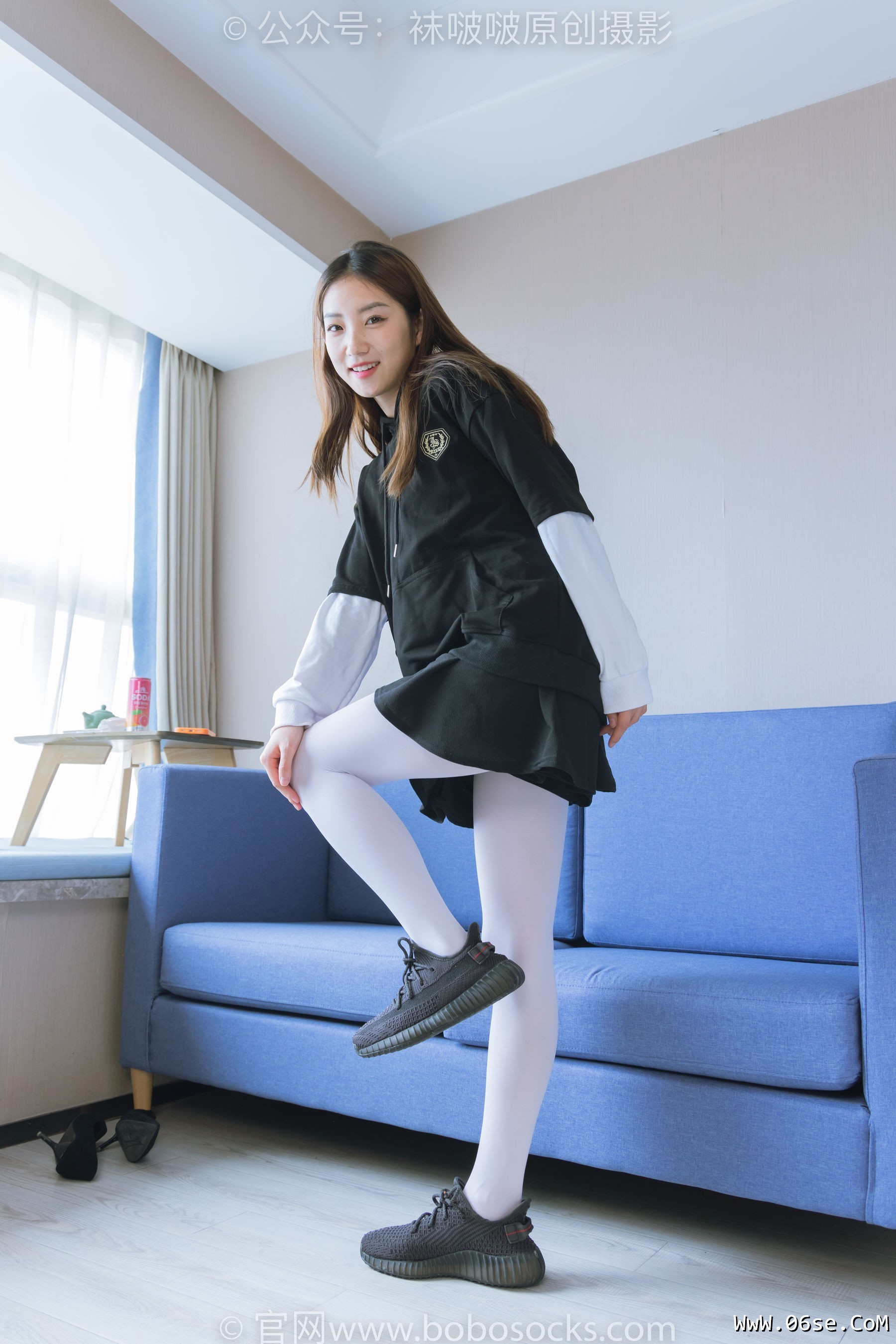 图片[35]-BoBoSocks袜啵啵 No.214 小沫 -黑色运动鞋、厚白丝[142P]-六色网
