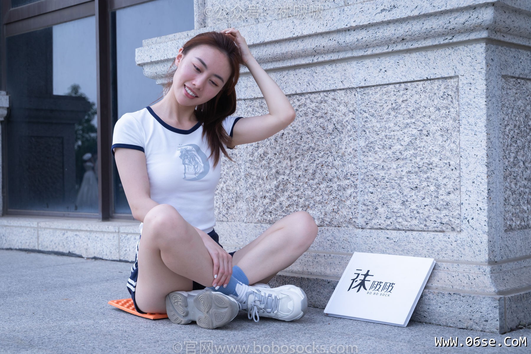 图片[24]-BoBoSocks袜啵啵 No.028 小米-运动鞋、白棉袜、裸足[133P]-六色网