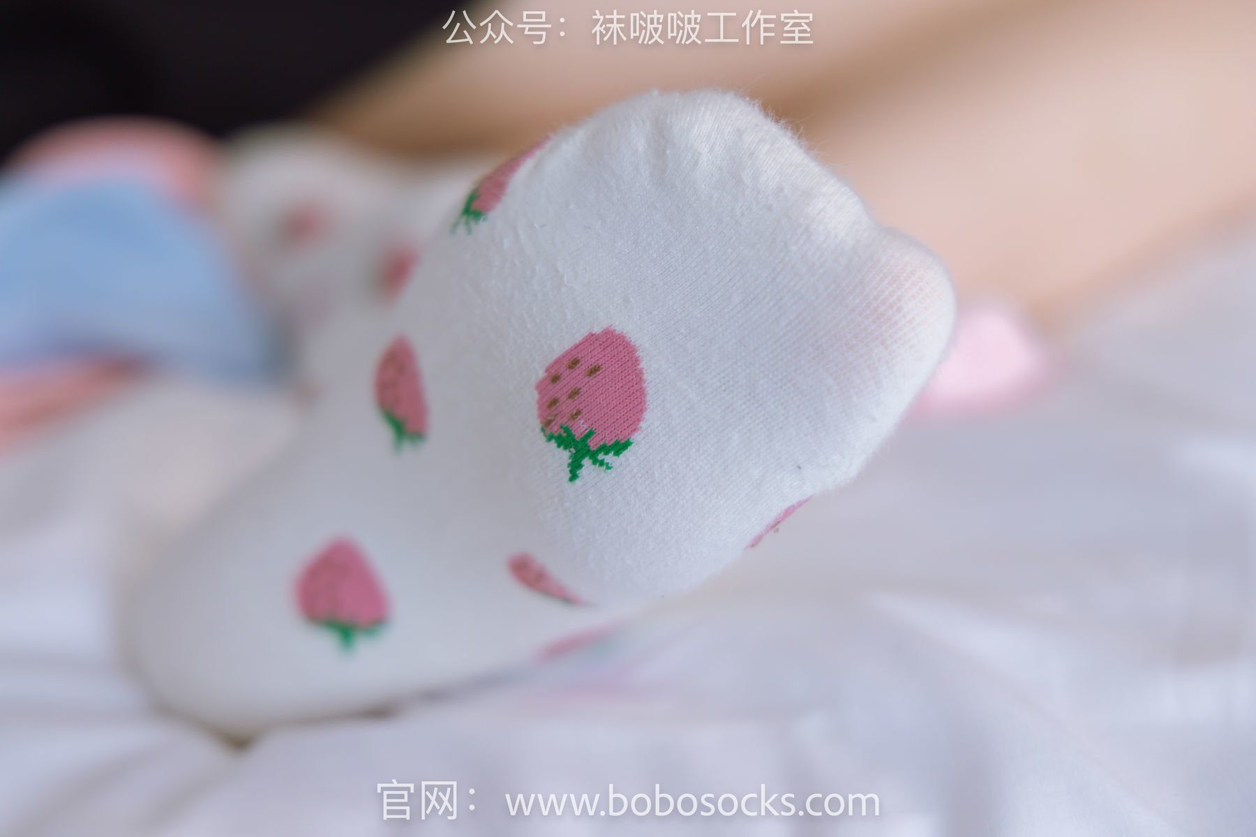图片[124]-BoBoSocks袜啵啵 No.127 稚予-麦昆板鞋、两双自然穿旧棉袜、裸足[139P]-六色网