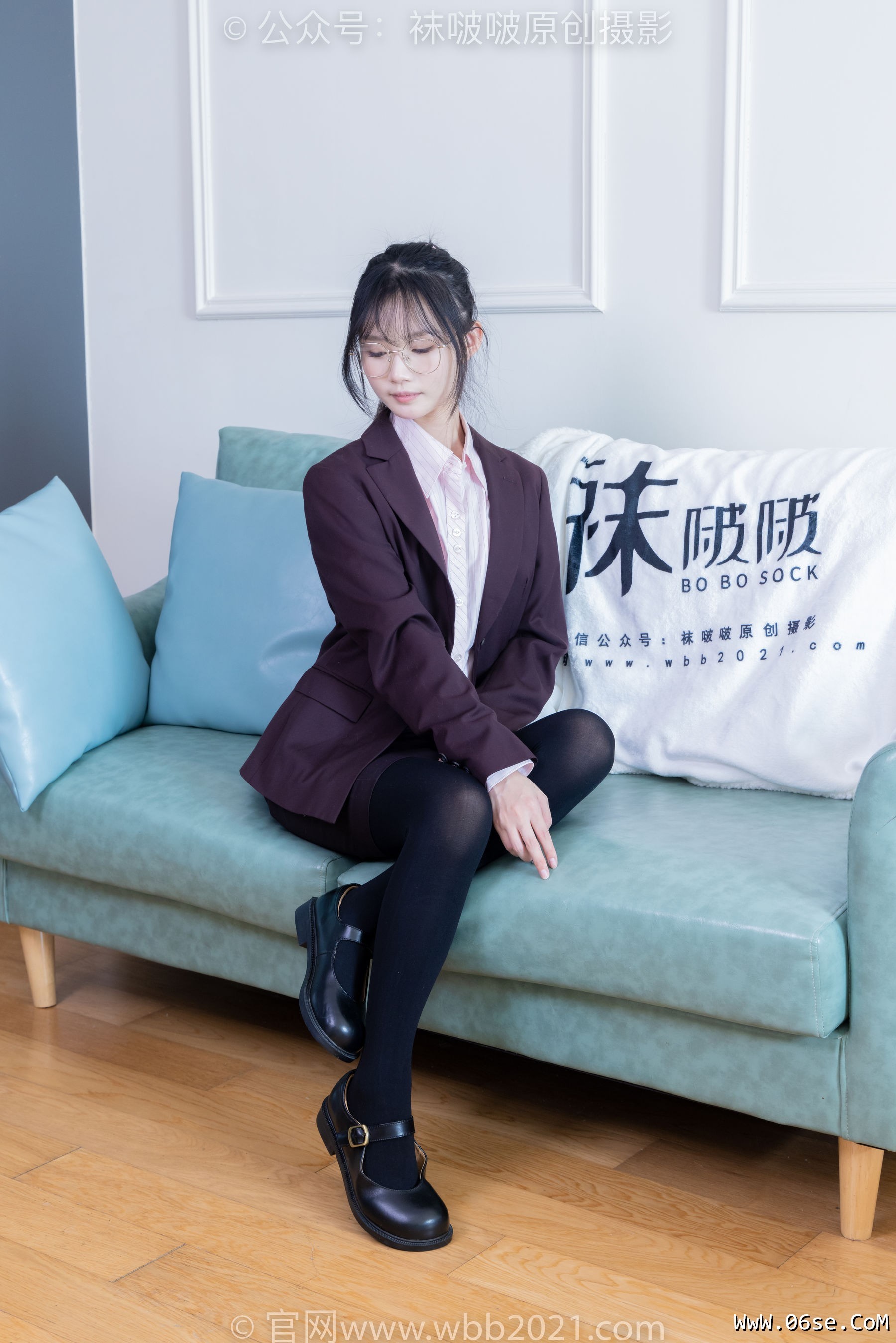 图片[32]-BoBoSocks袜啵啵 No.362 甜甜圈 -两双皮鞋、厚肉丝、厚黑丝、ol制服[230P]-六色网