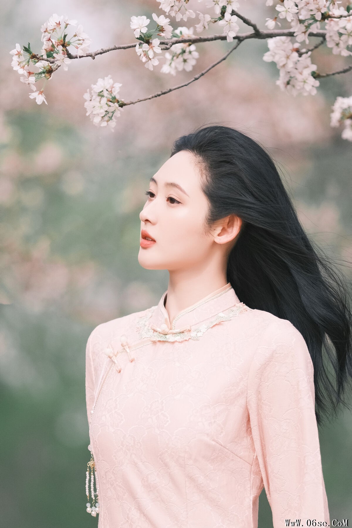 图片[22]-YiTuYu艺图语 Vol.6872 Wan Dou Que Ban Shao Nu[27P]-六色网
