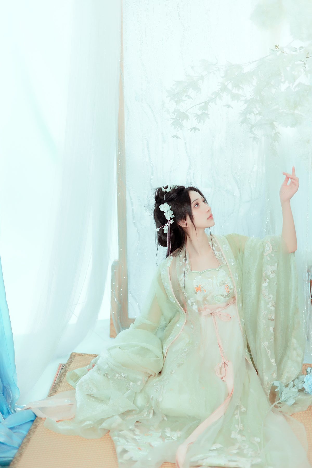 图片[19]-YiTuYu艺图语 Vol.3684 Qi Luo Sheng De Xiao Su Su[28P]-六色网