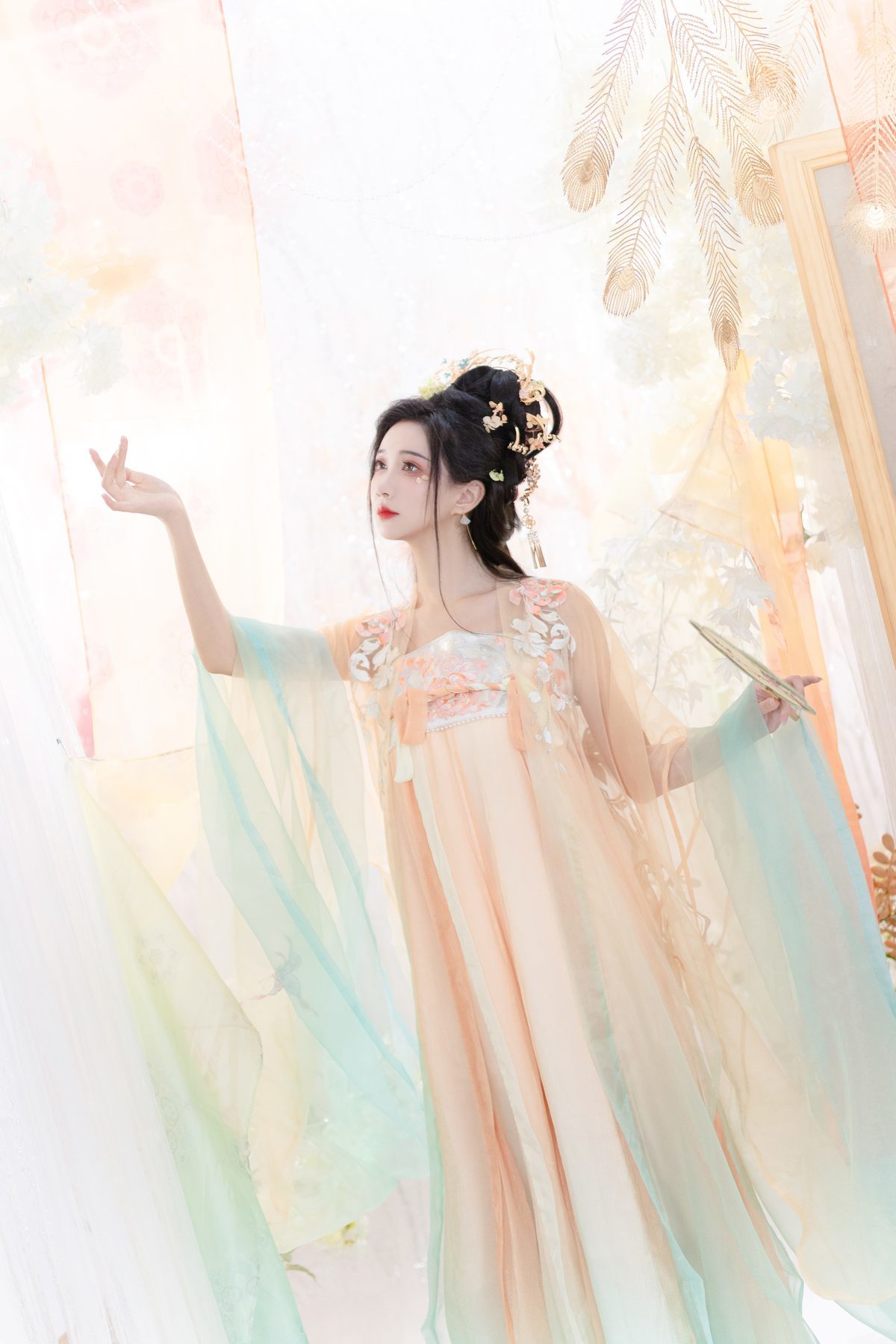 图片[29]-YiTuYu艺图语 Vol.5606 Qi Luo Sheng De Xiao Su Su[31P]-六色网