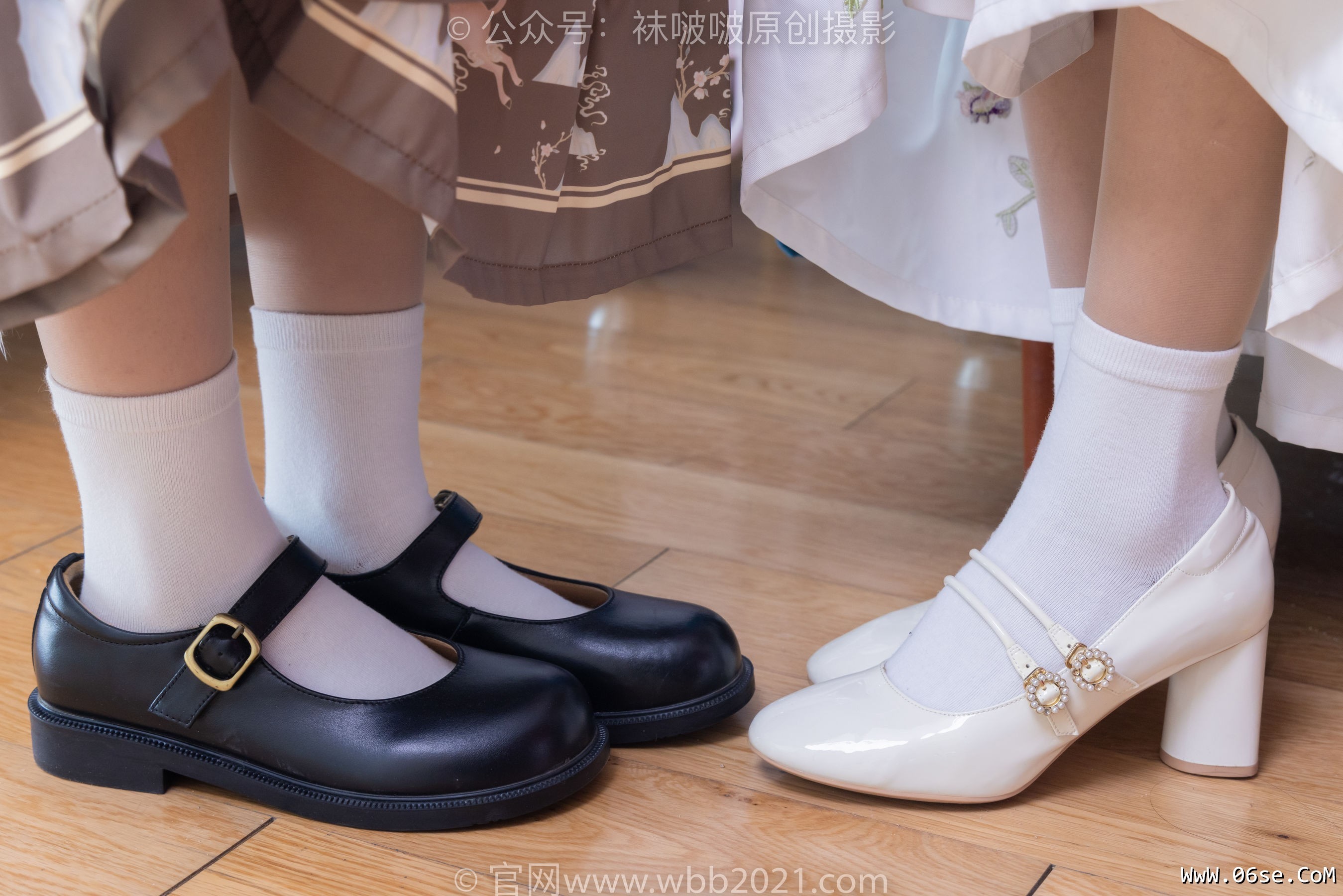 图片[77]-BoBoSocks袜啵啵 No.400 奶油&甜甜圈 -两双高跟鞋、白棉袜、肉丝[158P]-六色网