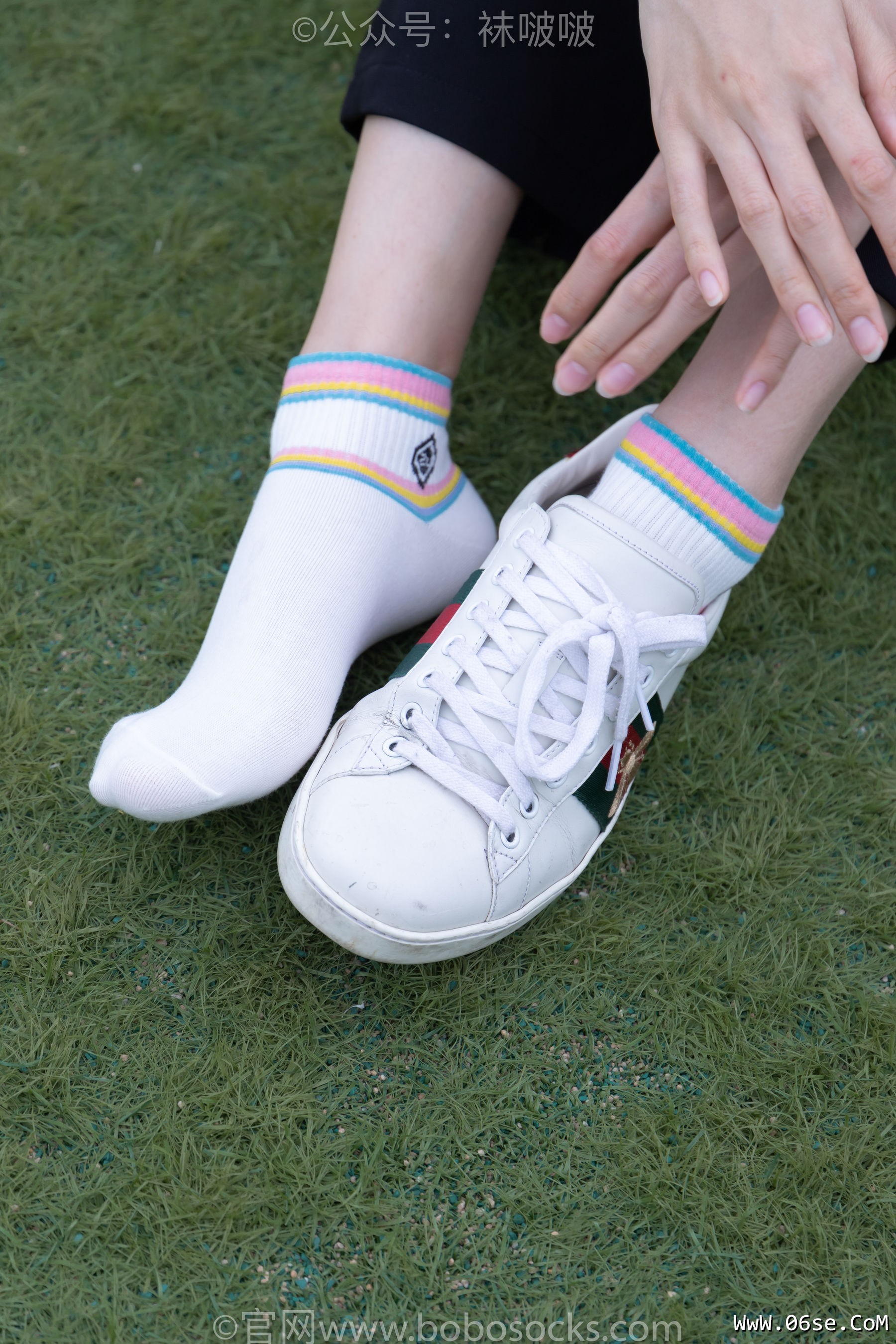 图片[27]-BoBoSocks袜啵啵 No.021 泡芙-板鞋、白棉袜、裸足[131P]-六色网