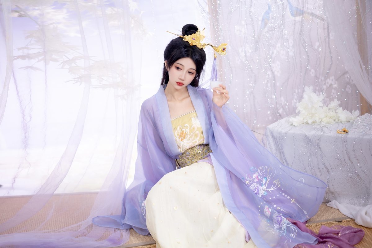 图片[10]-YiTuYu艺图语 Vol.4211 Qi Luo Sheng De Xiao Su Su[27P]-六色网
