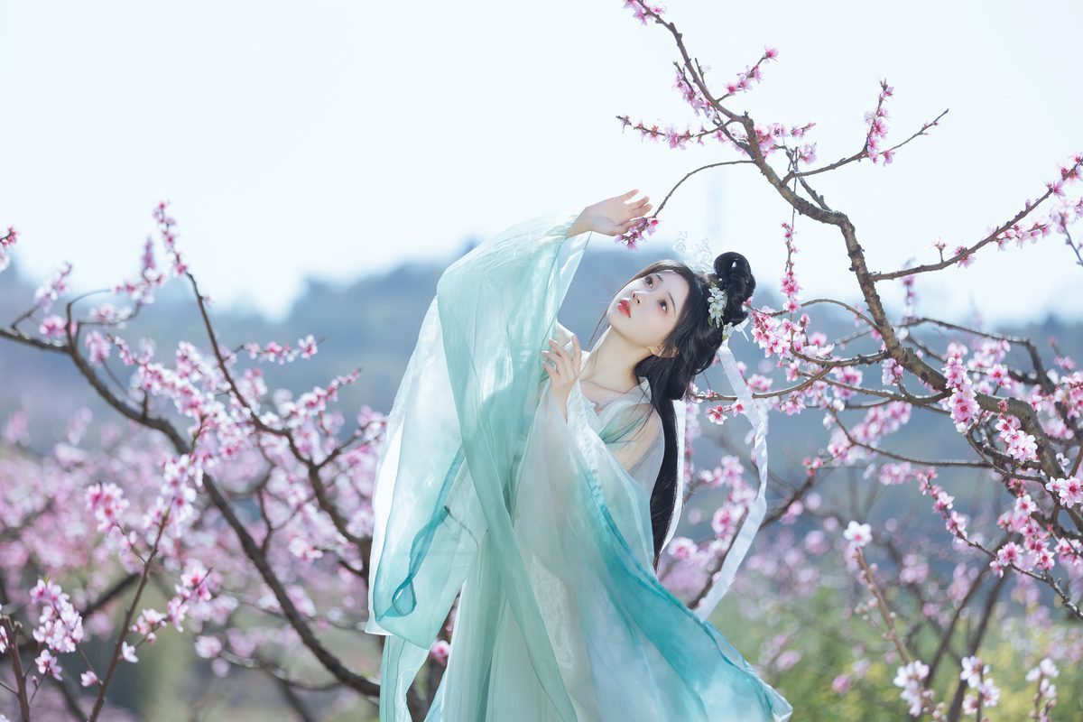 图片[5]-YiTuYu艺图语 Vol.4596 Qi Luo Sheng De Xiao Su Su[26P]-六色网