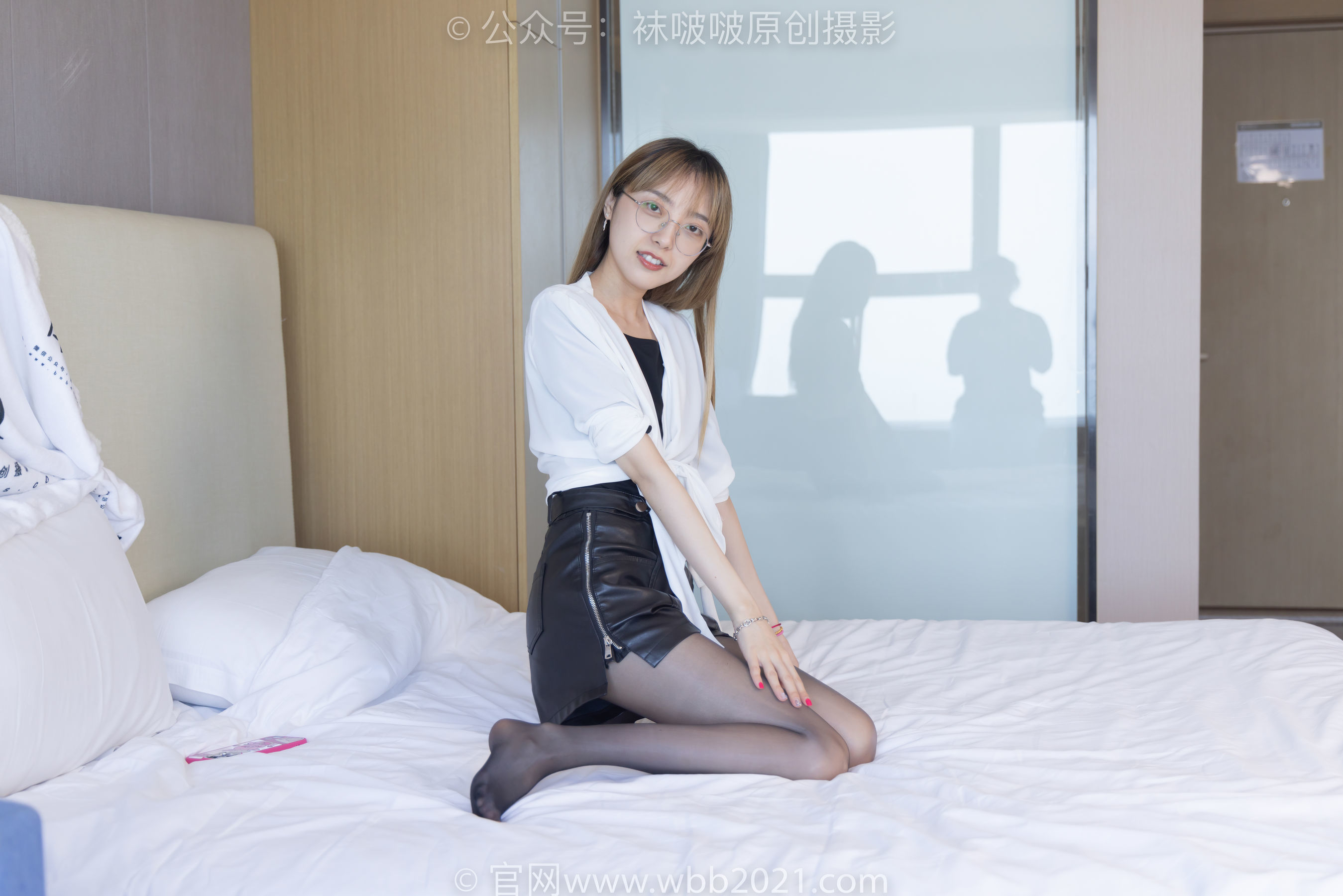 图片[17]-BoBoSocks袜啵啵 No.259 稚予 -两双长靴、油亮黑丝[149P]-六色网