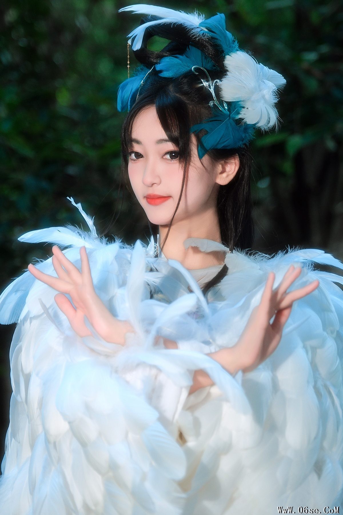 YiTuYu艺图语 Vol.6162 Er Liang Feng Yue[23P]-六色网