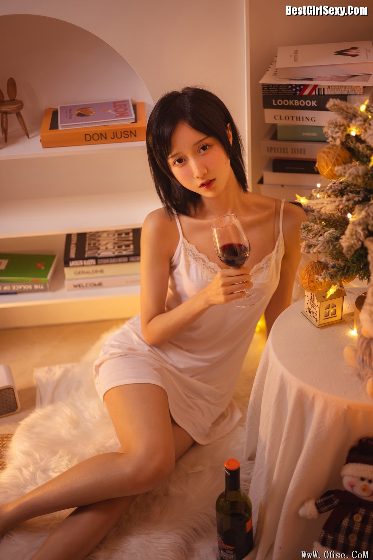 图片[4]-YiTuYu艺图语 Vol.4039 Mu Mian Mian VWV[27P]-六色网