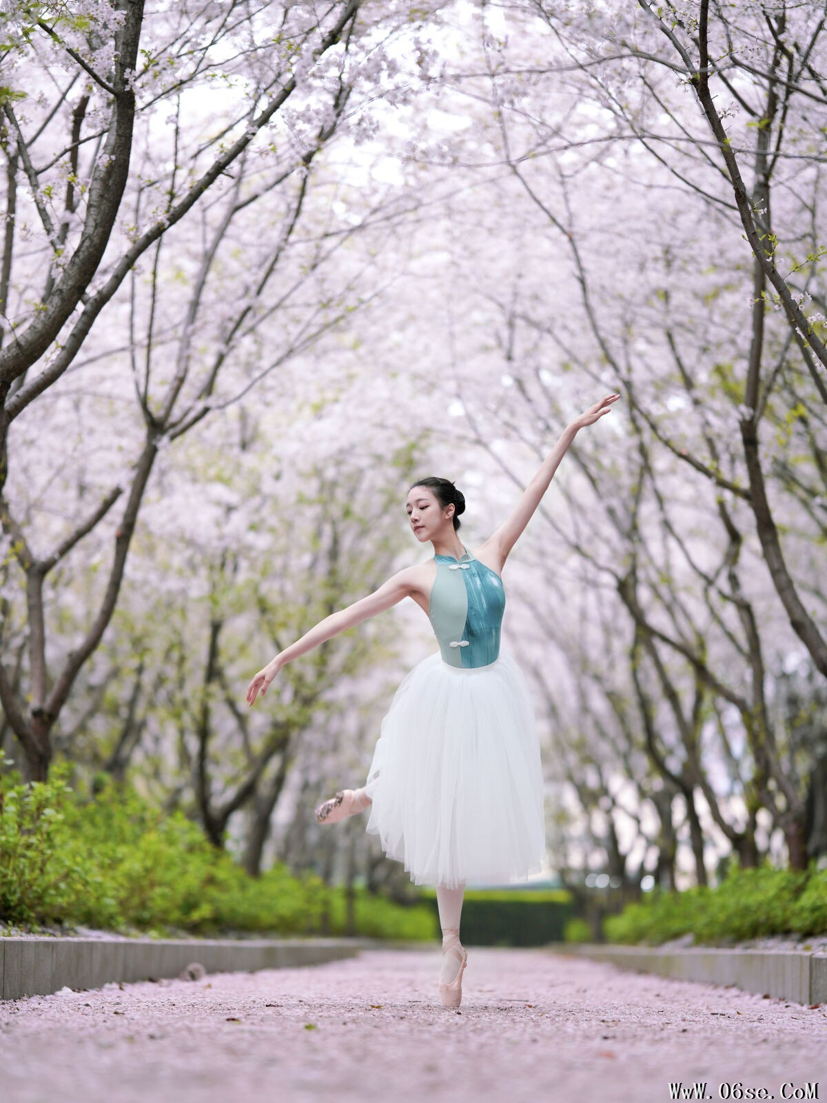 图片[3]-YiTuYu艺图语 Vol.6883 Xiao Xong[25P]-六色网