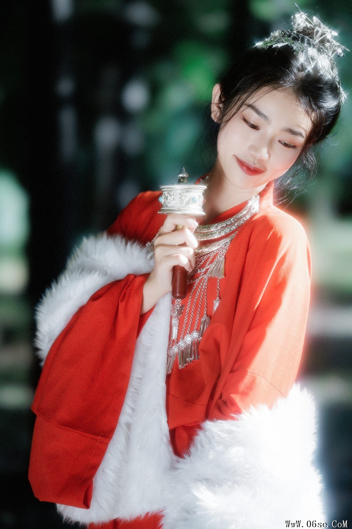 图片[23]-YiTuYu艺图语 Vol.5687 Zhou Xin[24P]-六色网