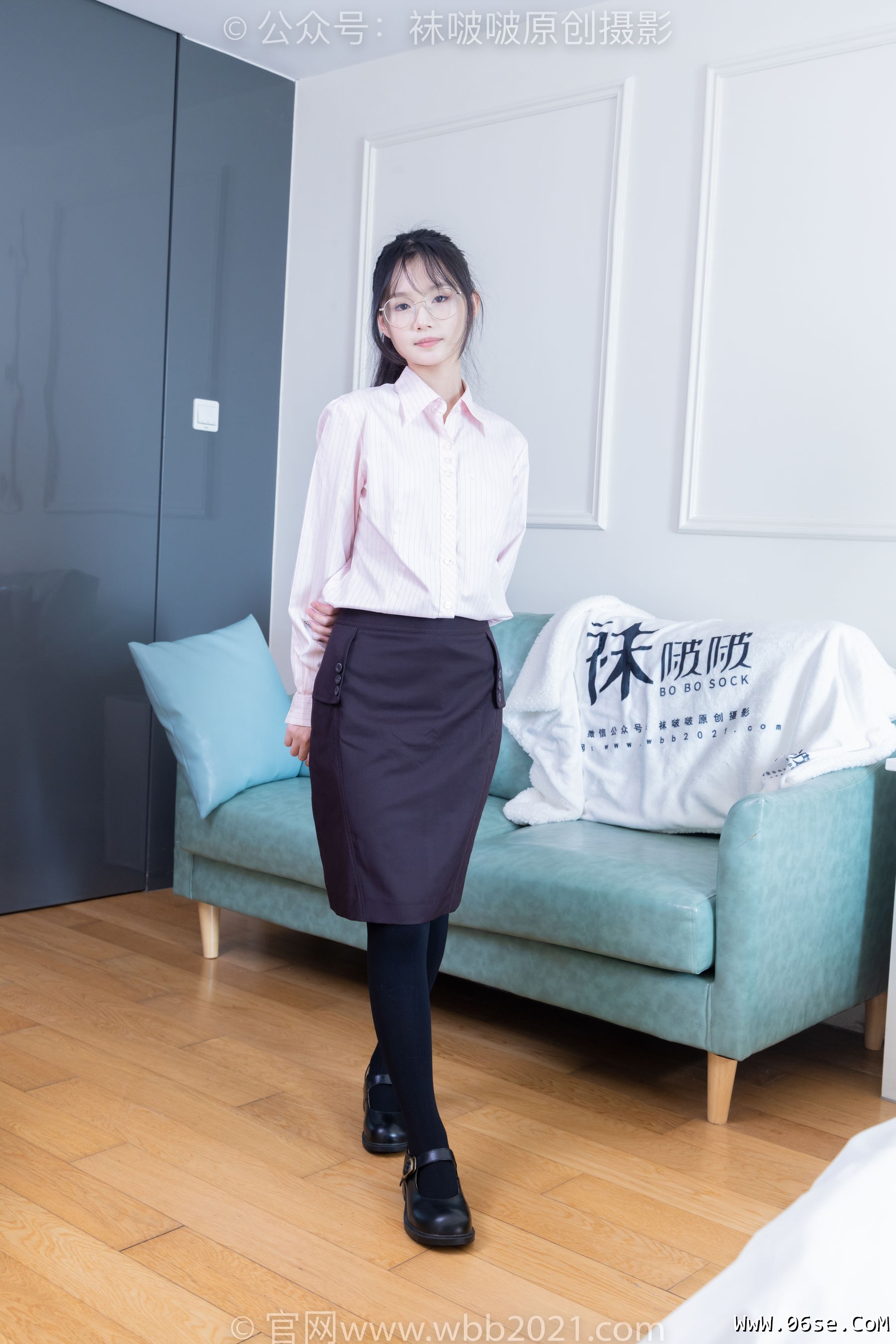 图片[8]-BoBoSocks袜啵啵 No.362 甜甜圈 -两双皮鞋、厚肉丝、厚黑丝、ol制服[230P]-六色网