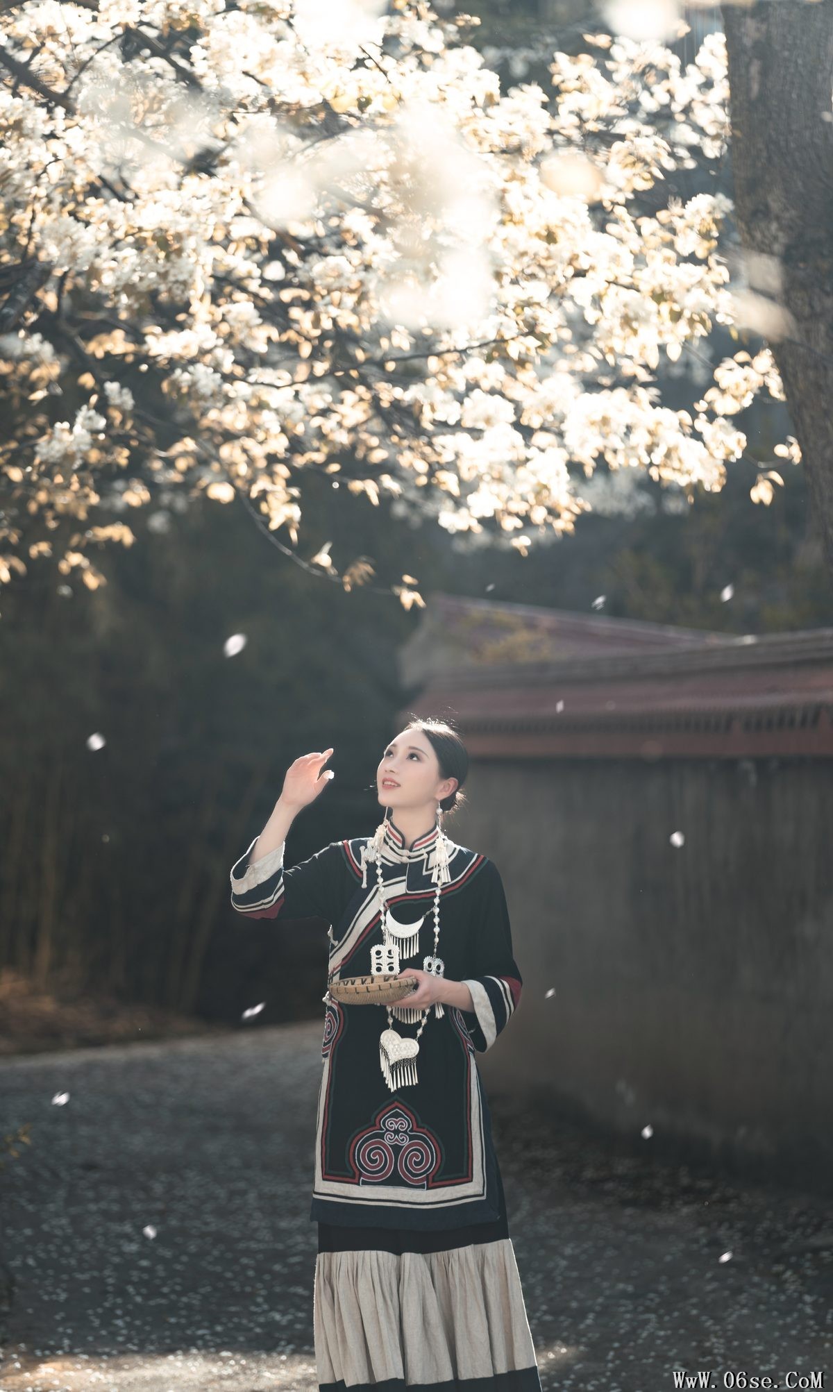 图片[27]-YiTuYu艺图语 Vol.4201 Wei Wei[50P]-六色网