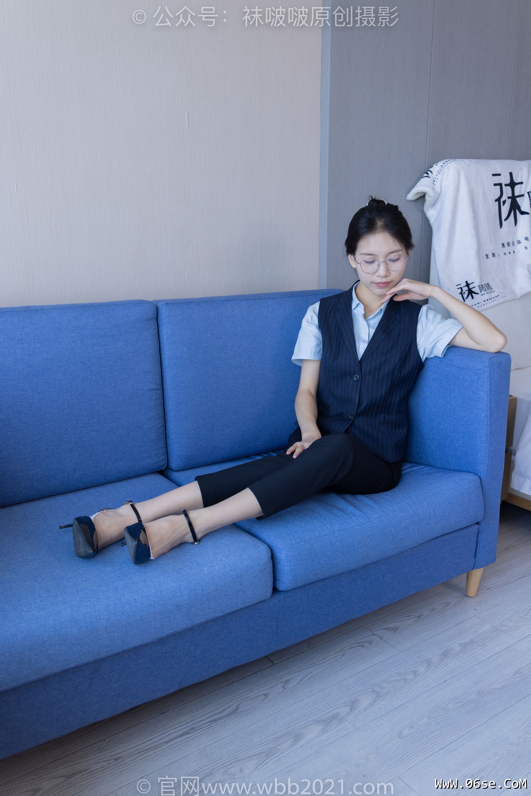 图片[73]-BoBoSocks袜啵啵 No.413 芝士 -高跟鞋、白色吊带船袜、银行制服[145P]-六色网