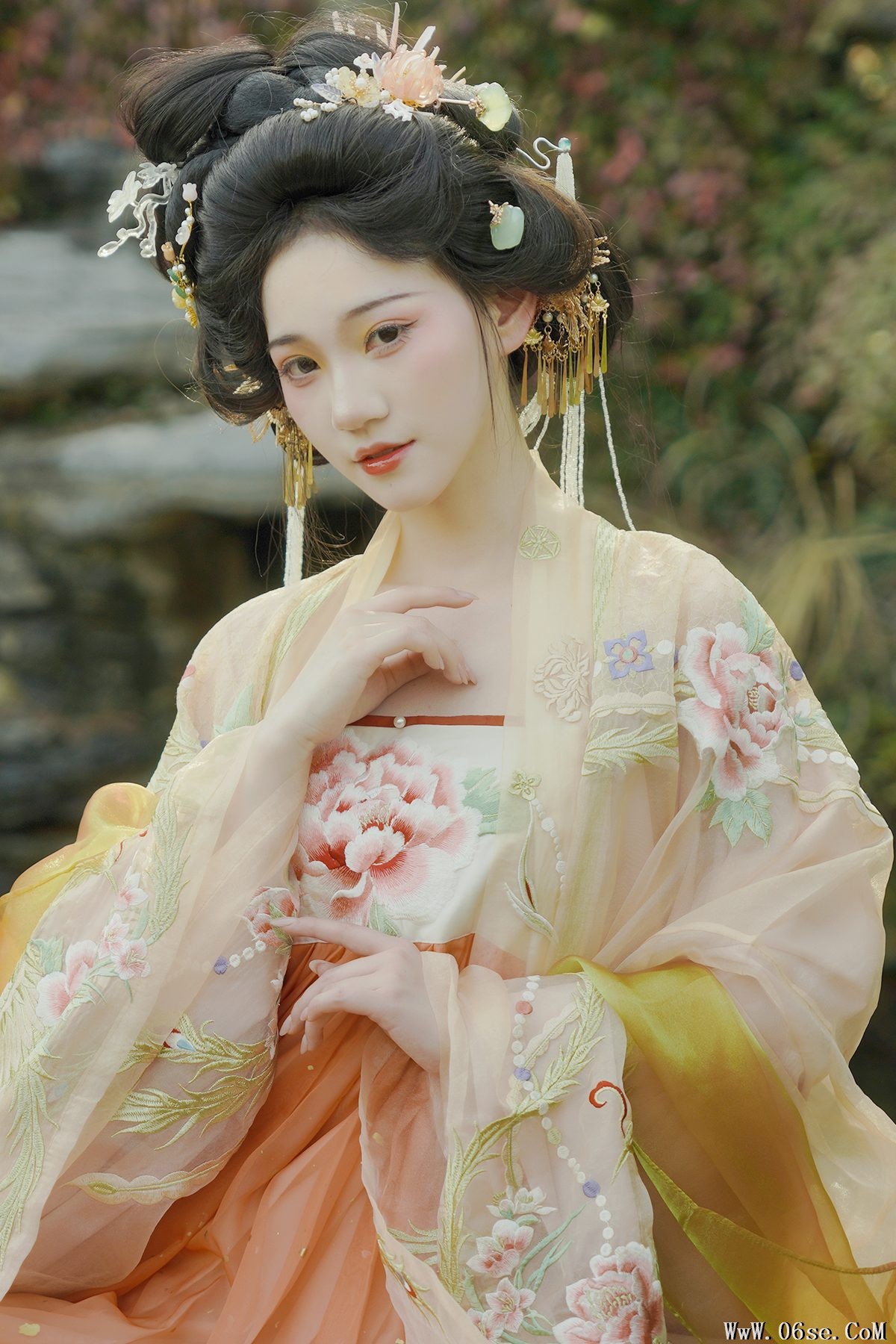 YiTuYu艺图语 Vol.3881 Qin Qin[27P]-六色网