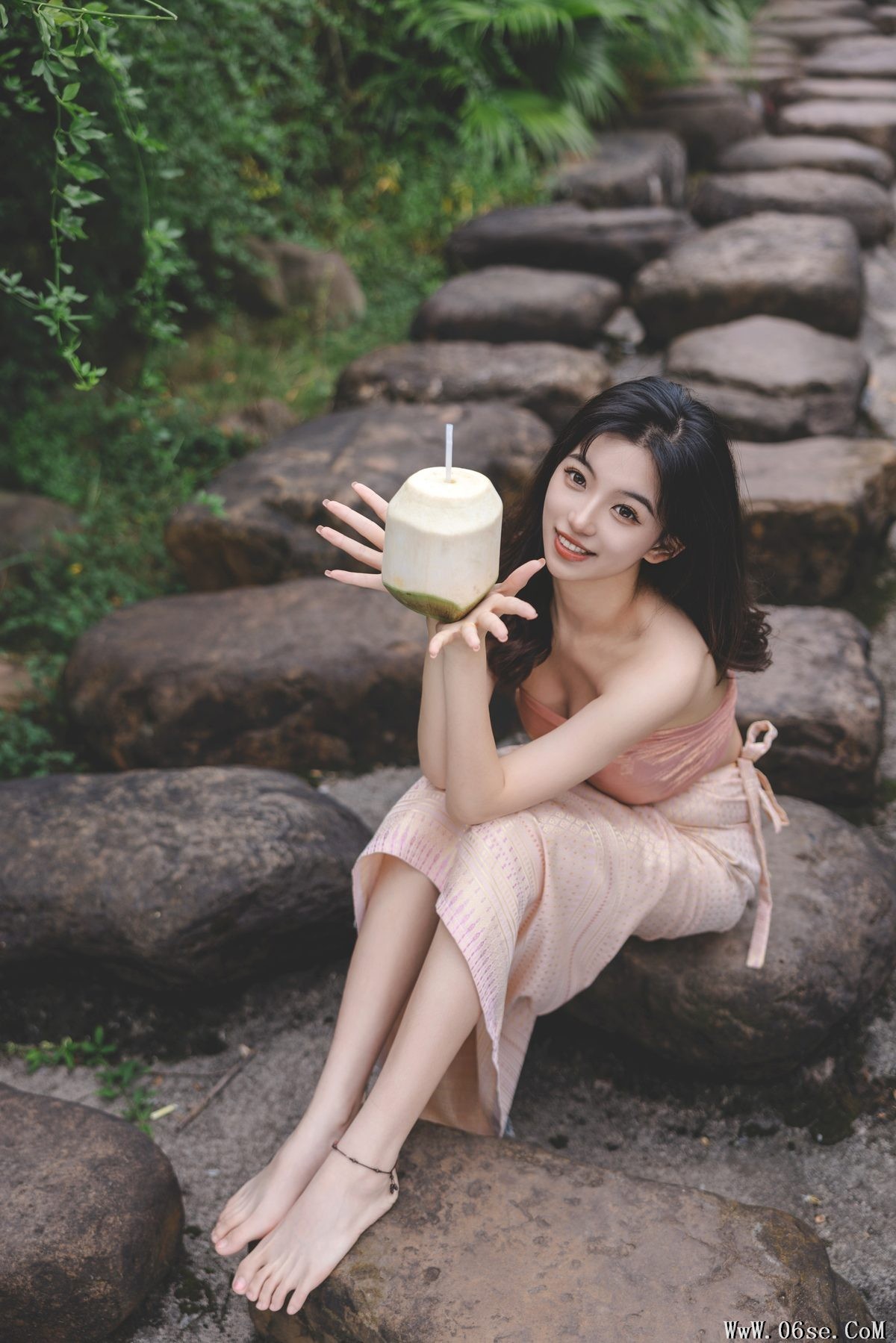 图片[22]-YiTuYu艺图语 Vol.4742 Aka Ki Qing Ko[33P]-六色网
