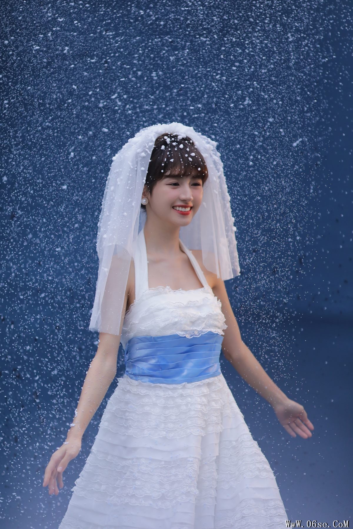 图片[18]-YiTuYu艺图语 Vol.3117 Gu Lin X[24P]-六色网
