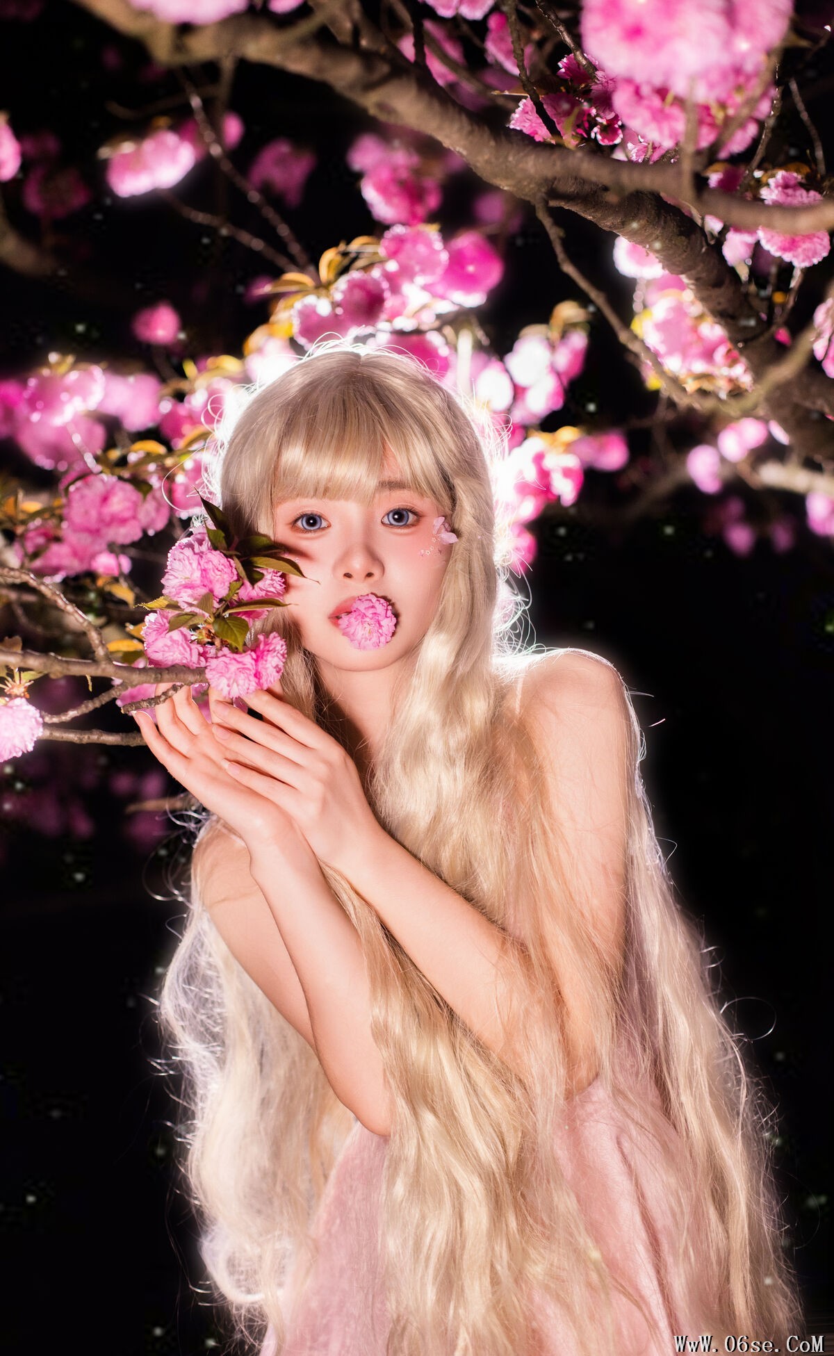 图片[3]-YiTuYu艺图语 Vol.7048 Yu Qi[22P]-六色网