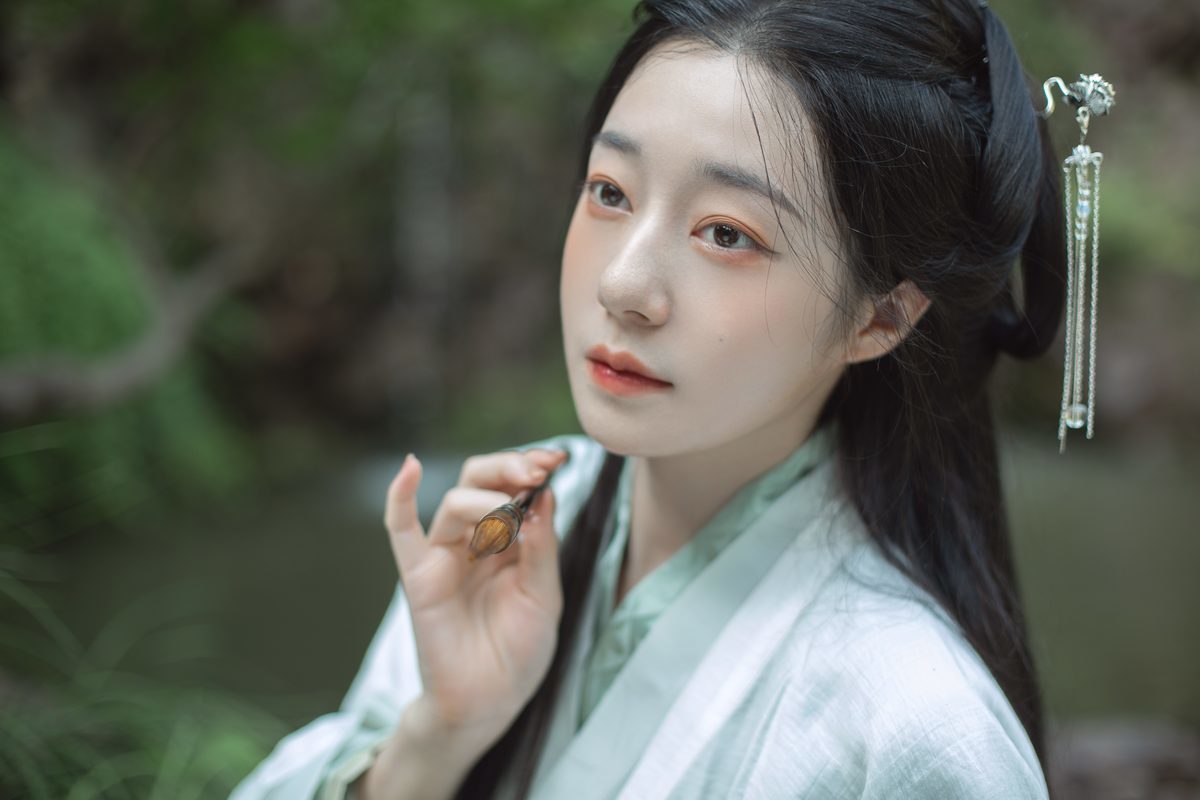 图片[25]-YiTuYu艺图语 Vol.3452 Feng Yi[27P]-六色网