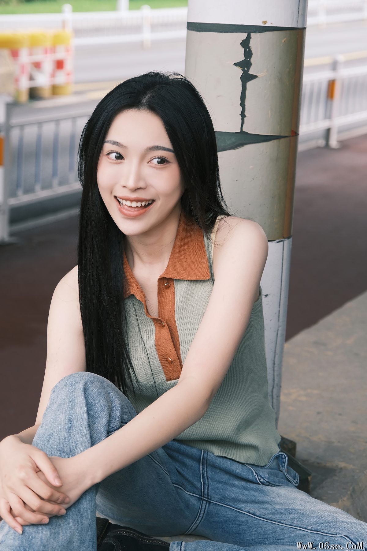 图片[23]-YiTuYu艺图语 Vol.4618 Lu Rou Chi Bu Bao[25P]-六色网